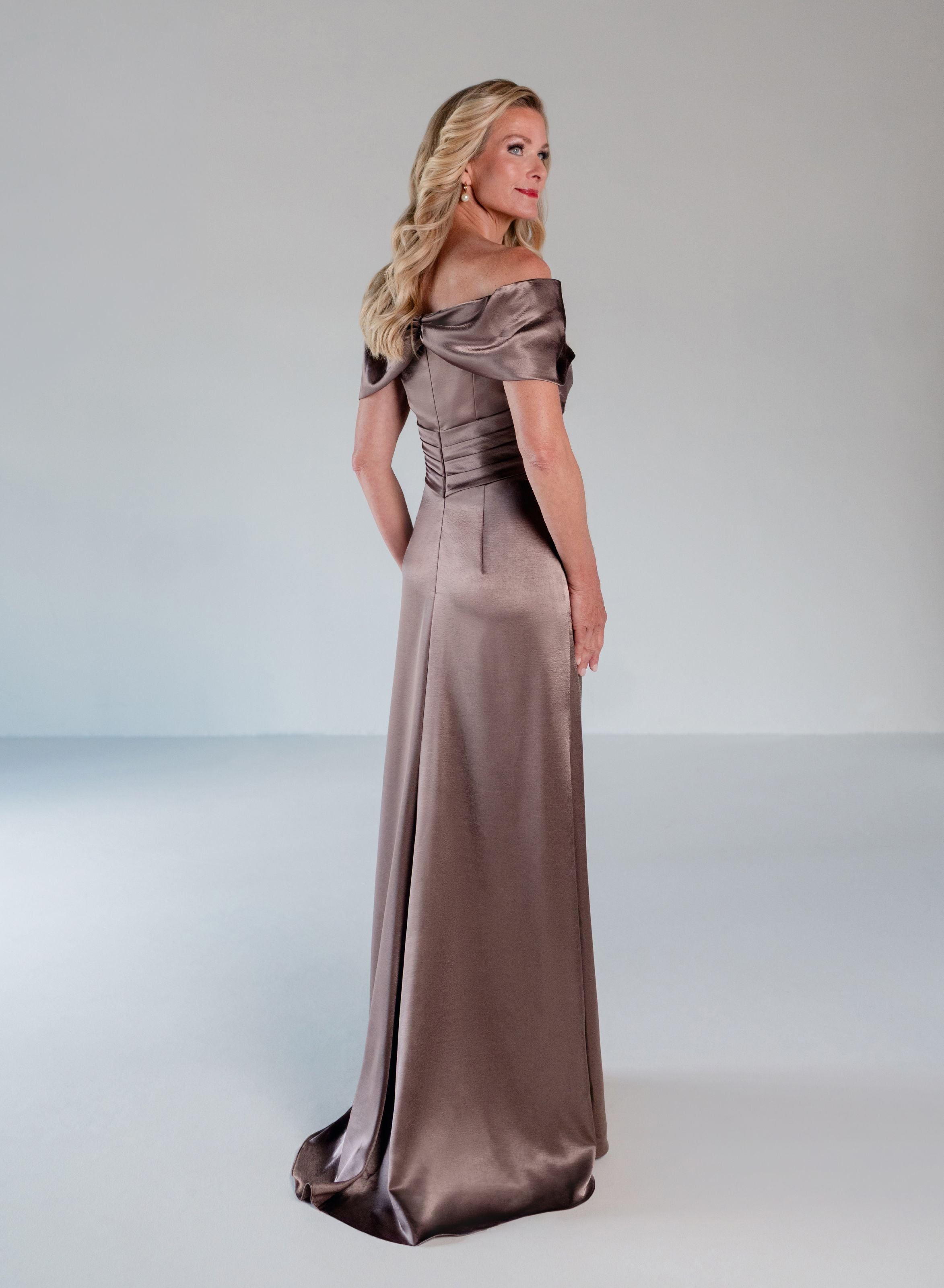 Style: 17320 Amore Gowns 11_b3278138-82d1-41a4-b147-aea082b78e6c