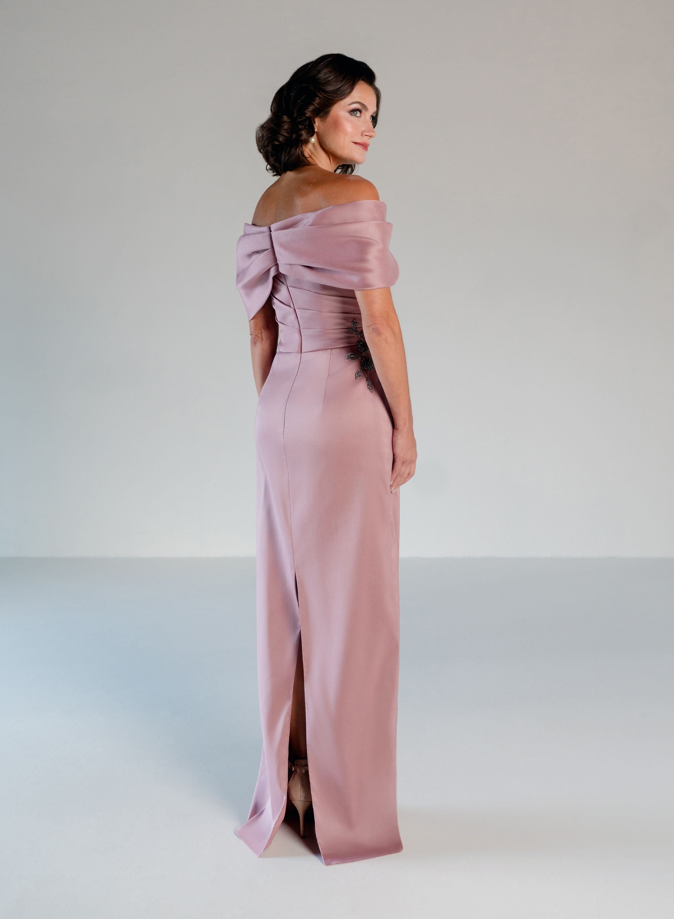 Style: 17306 Amore Gowns 11_baccc03a-5a5e-4d95-8f7e-5025e969f034