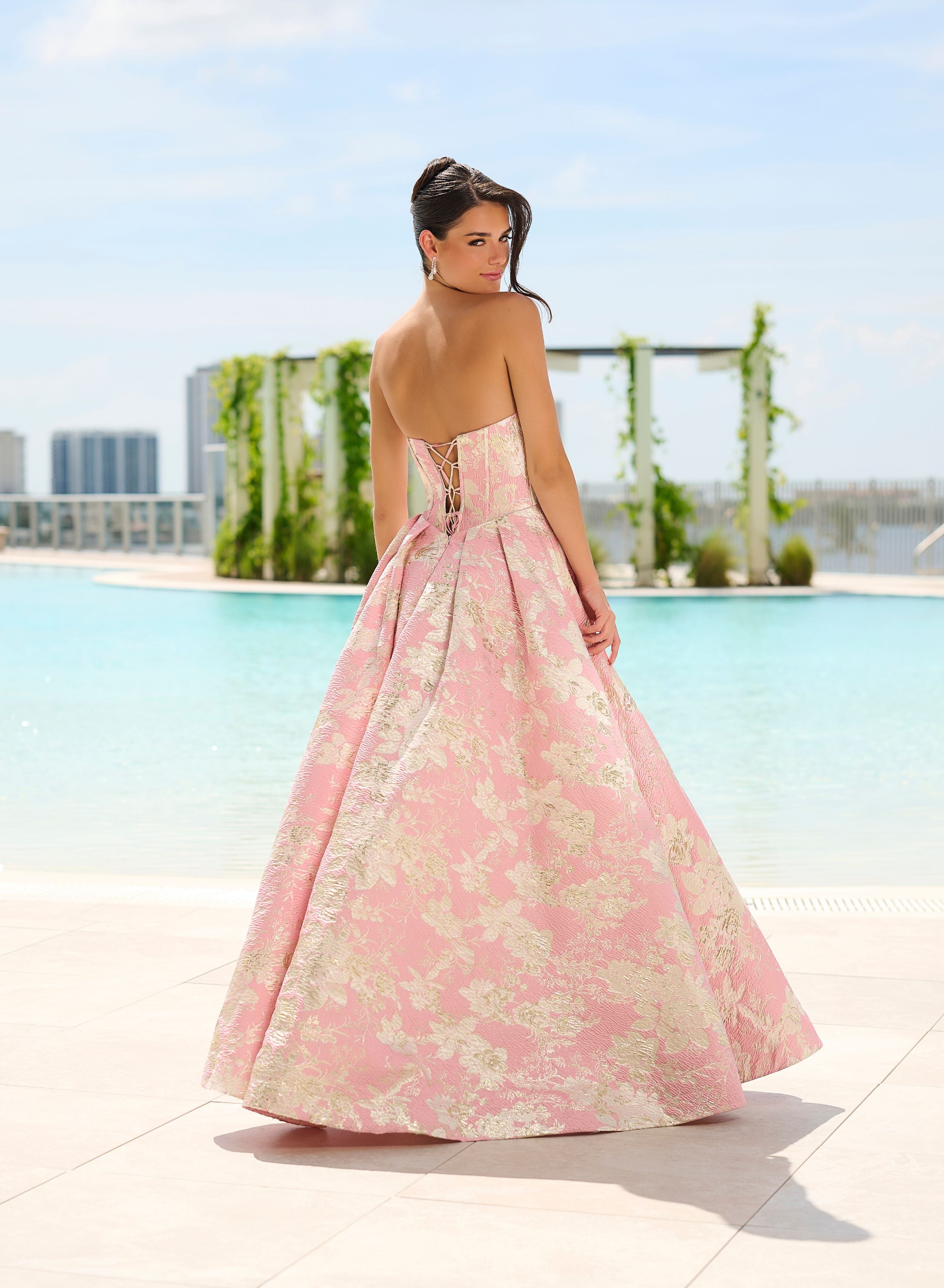 Style: 16333 Amore Gowns 12_cd1c8a59-1b87-4b2b-9457-9204d1afb8ae