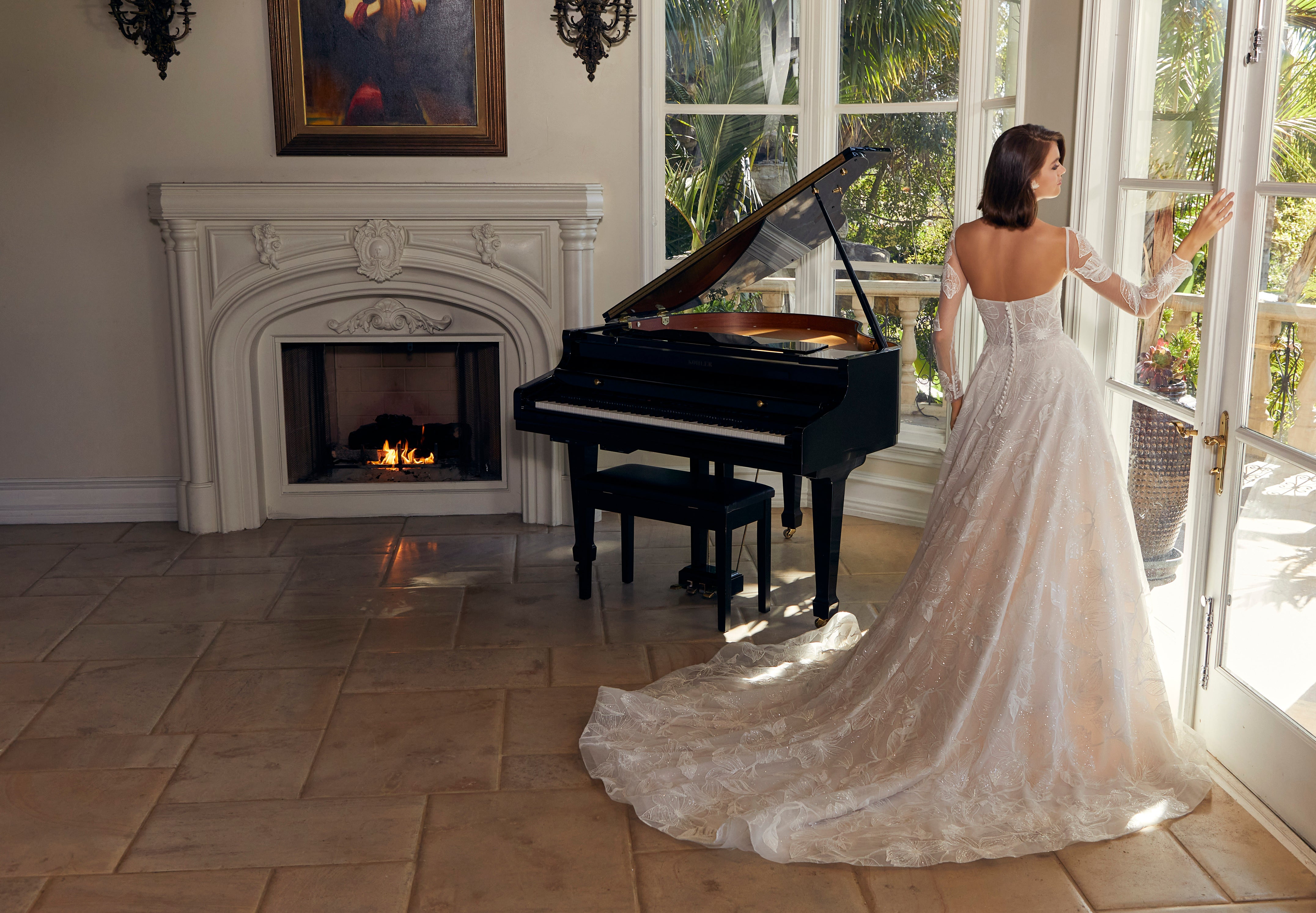 Tallulah Wedding Dress Amore Gowns 1361-0553