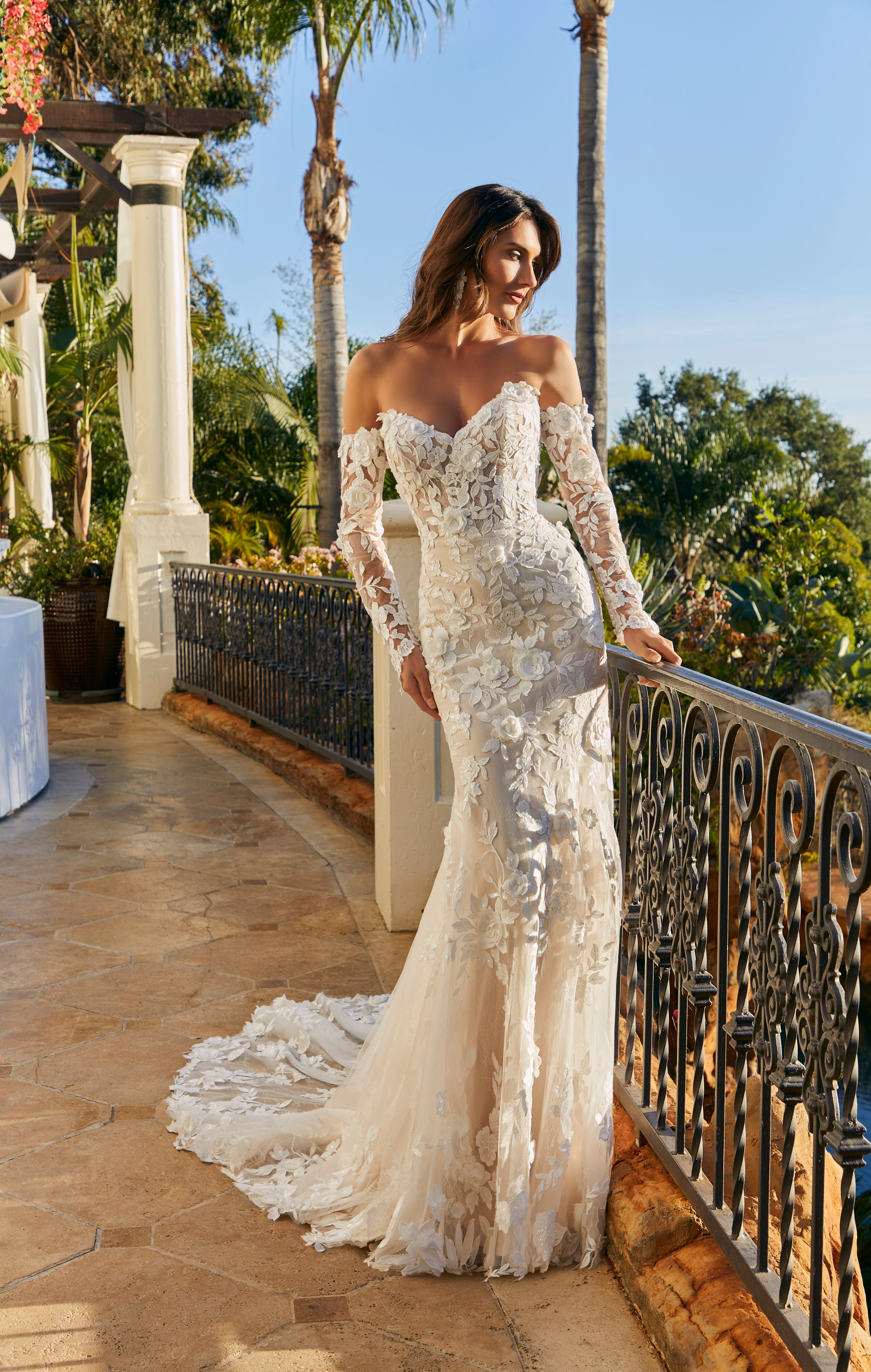 1369 2 Amore Gowns 1369-0046