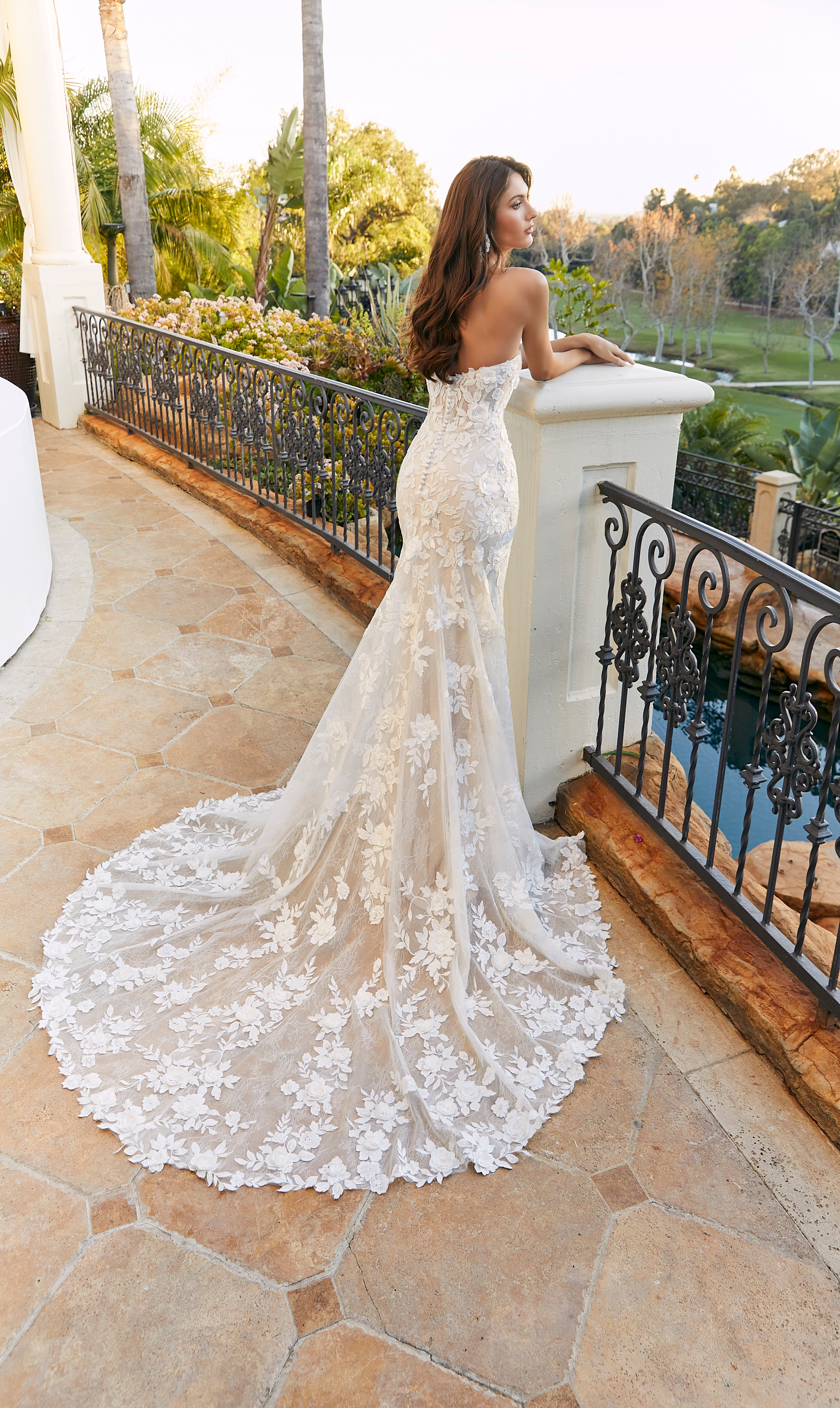 1369 2 Amore Gowns 1369-0470