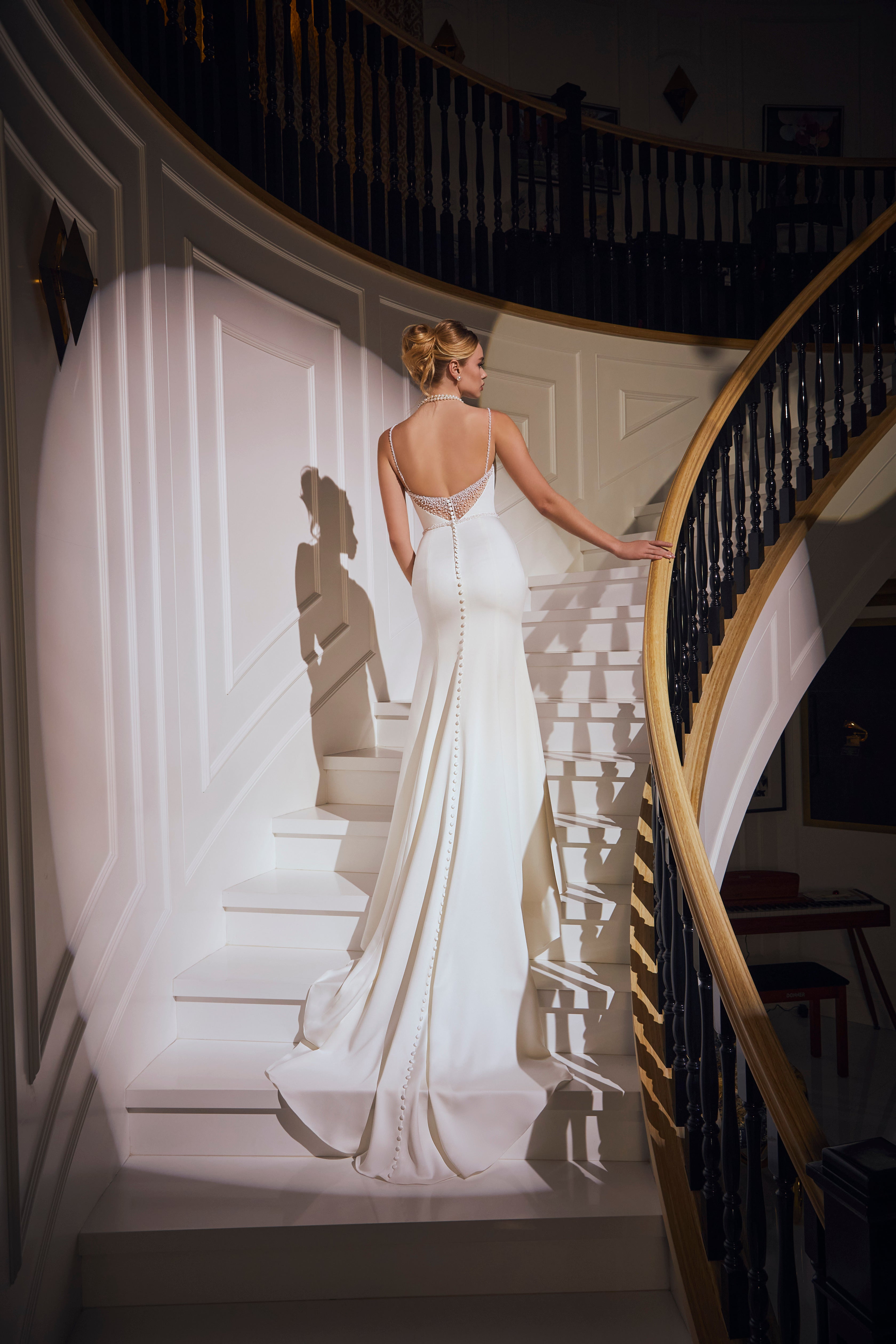 Tammy Wedding Dress Amore Gowns 15069-0272