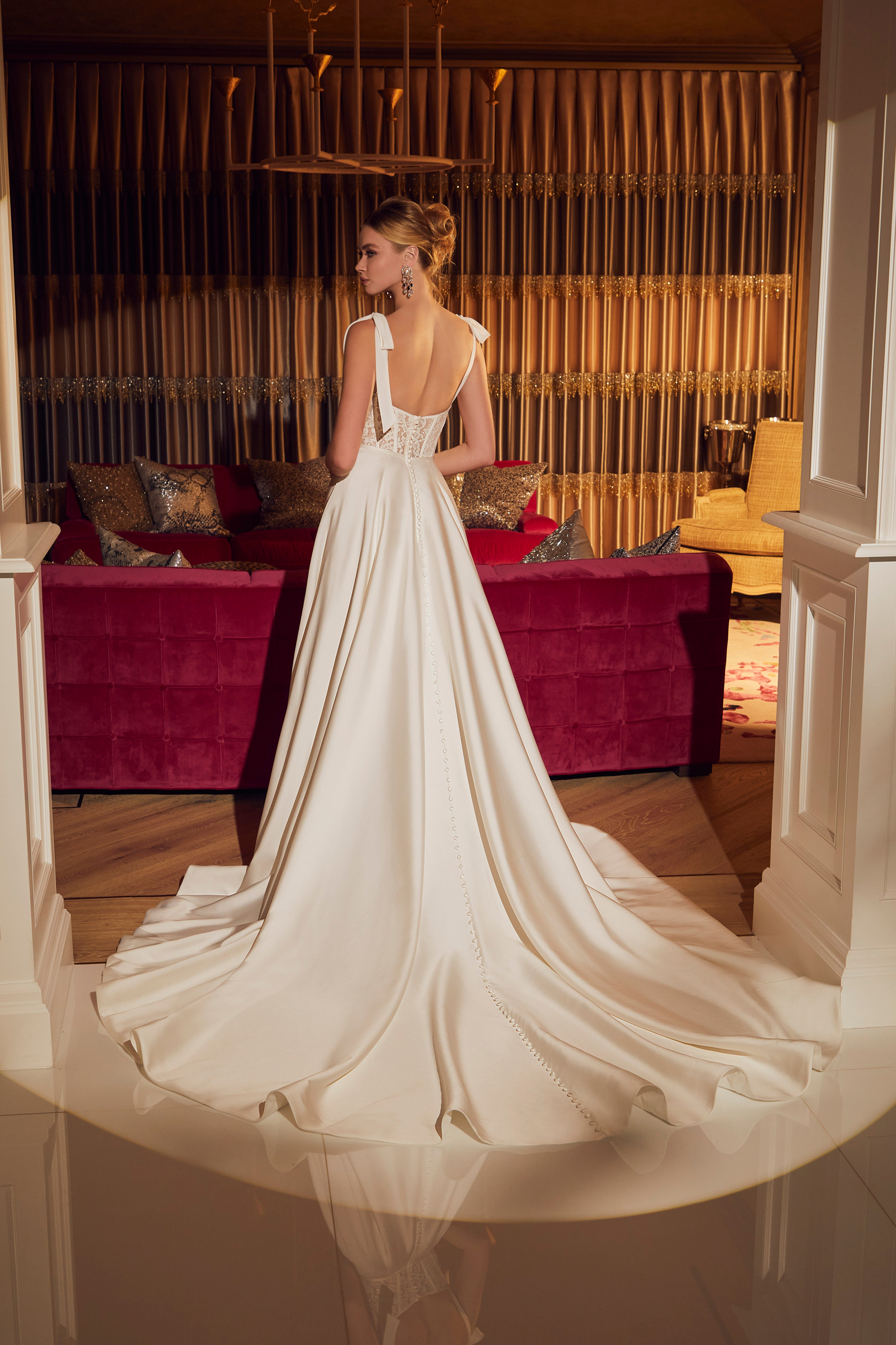 Tiffany Wedding Dress Amore Gowns 15070-0317