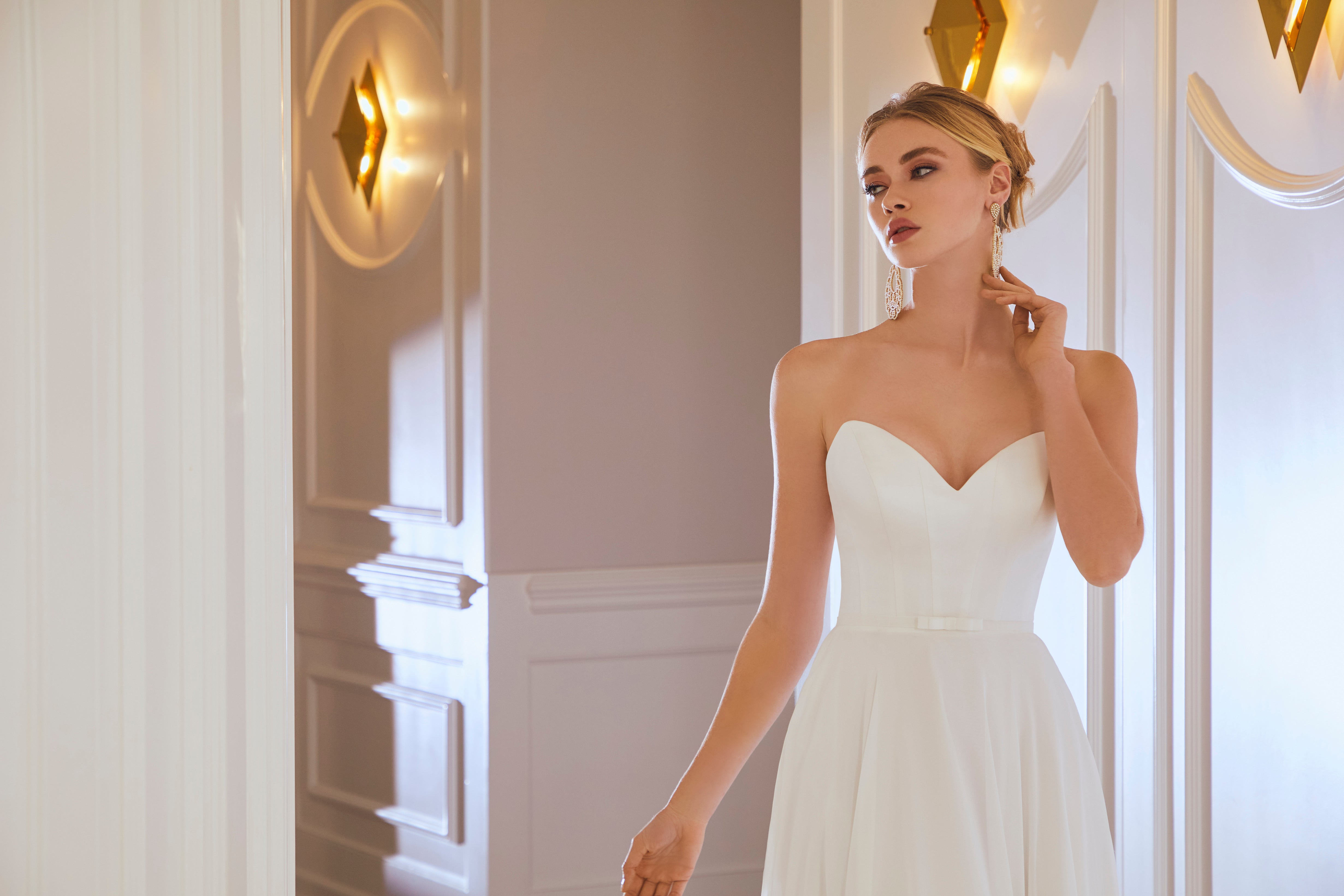 Trudy Wedding Dress Amore Gowns 15075-0167