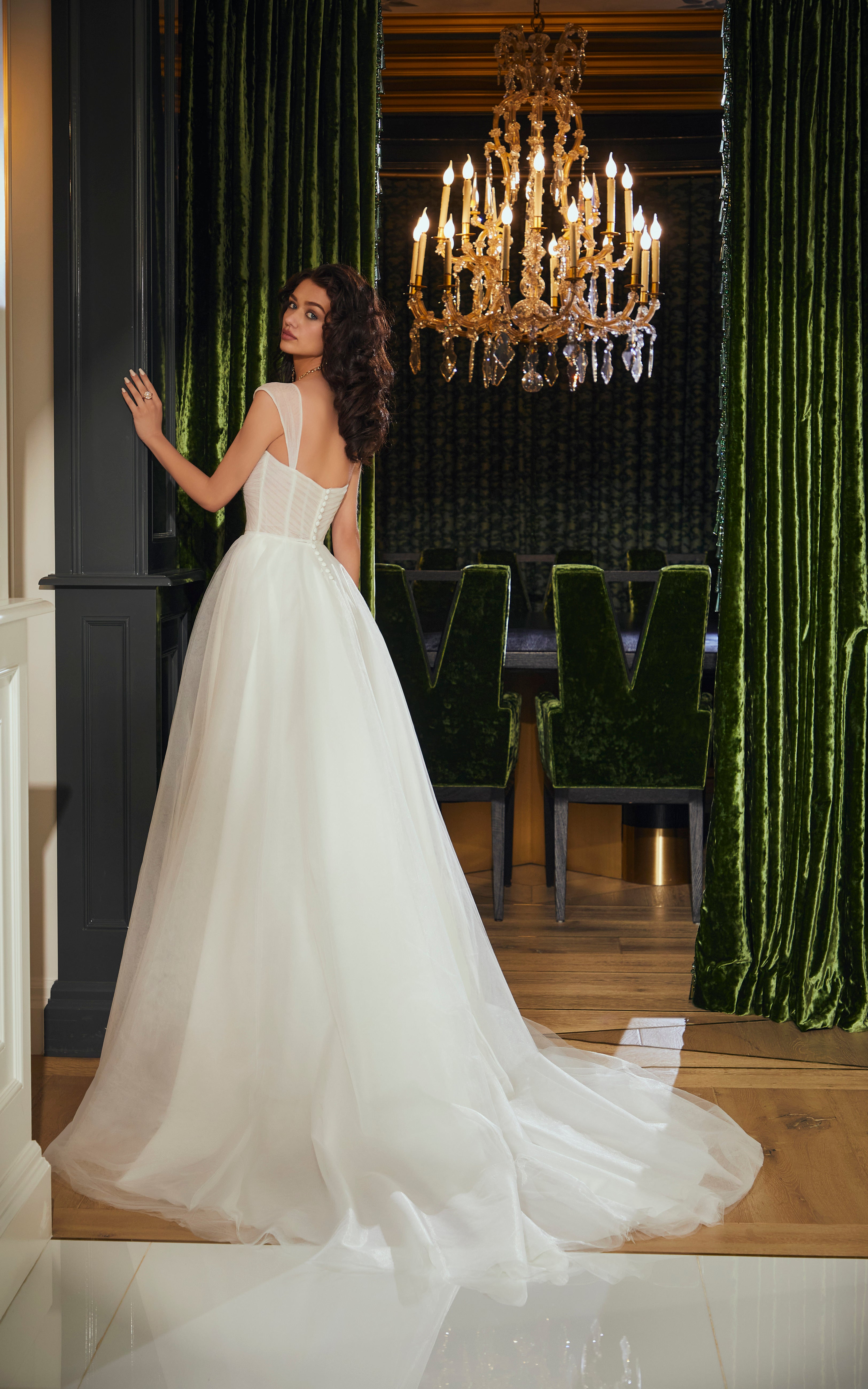 Thelma Wedding Dress Amore Gowns 15078-0468