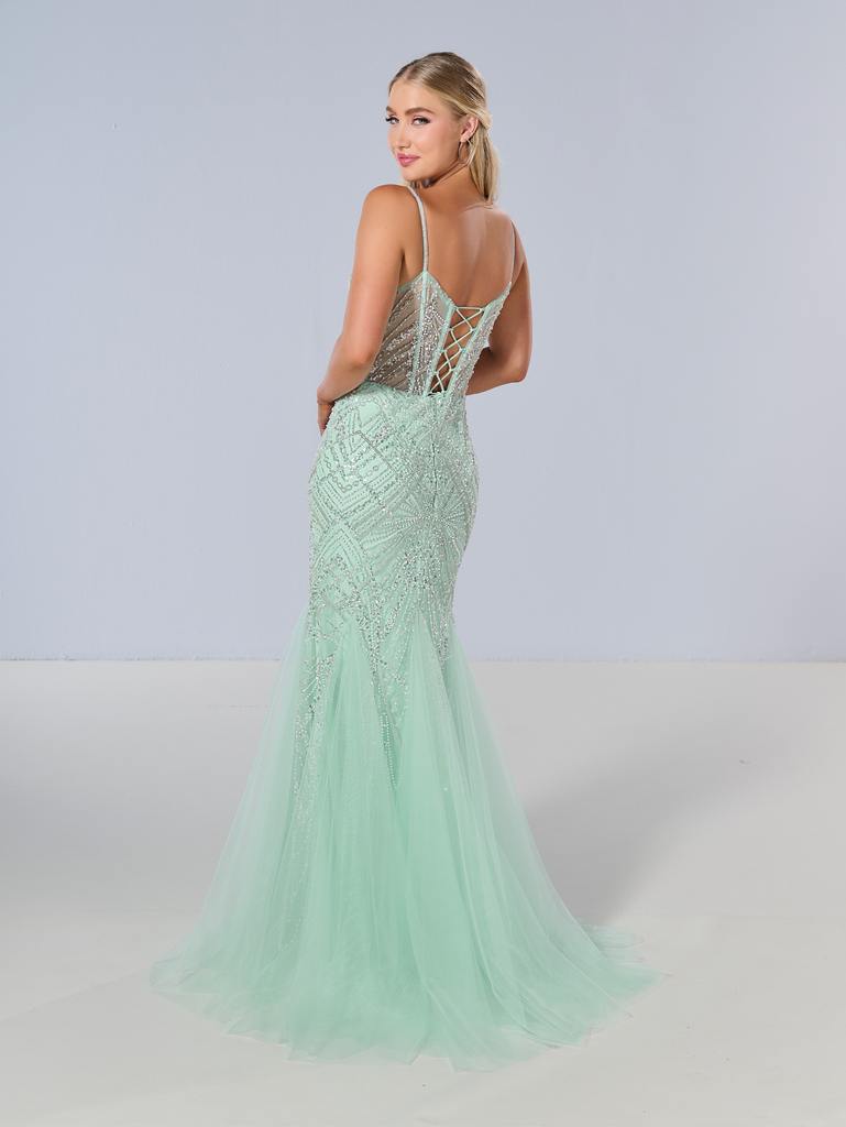 16218 Amore Gowns 16218_Mint_2-769x1024