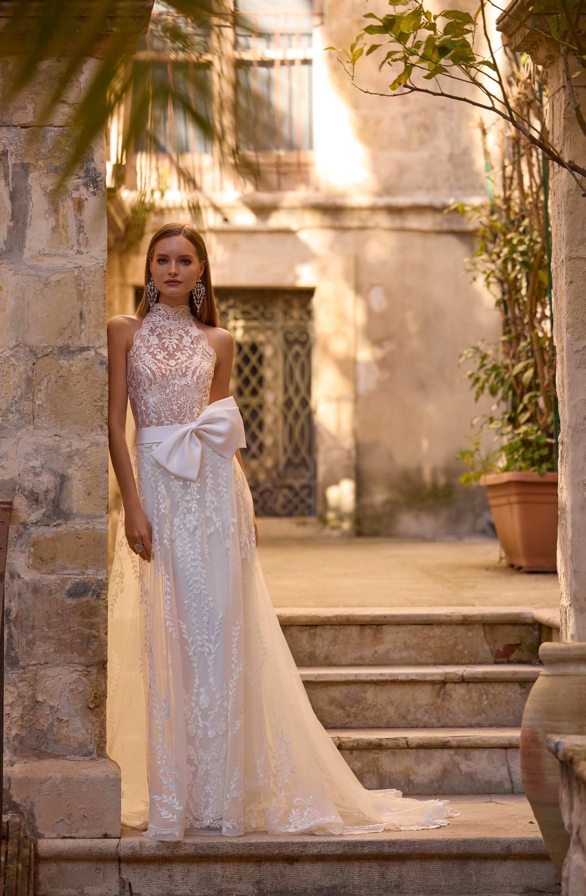 18806 Amore Gowns 18806_0070