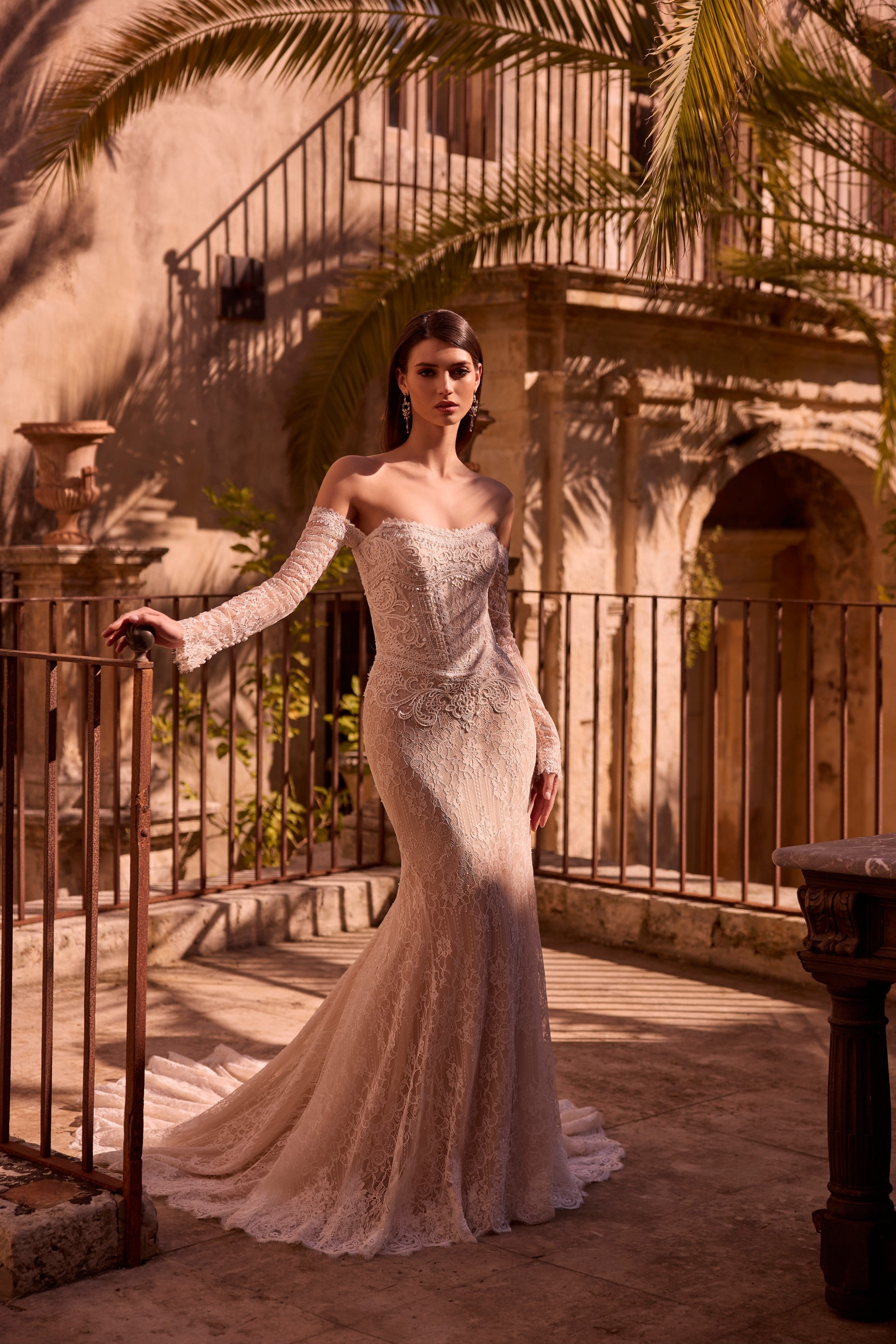 18810 Amore Gowns 18810_0036