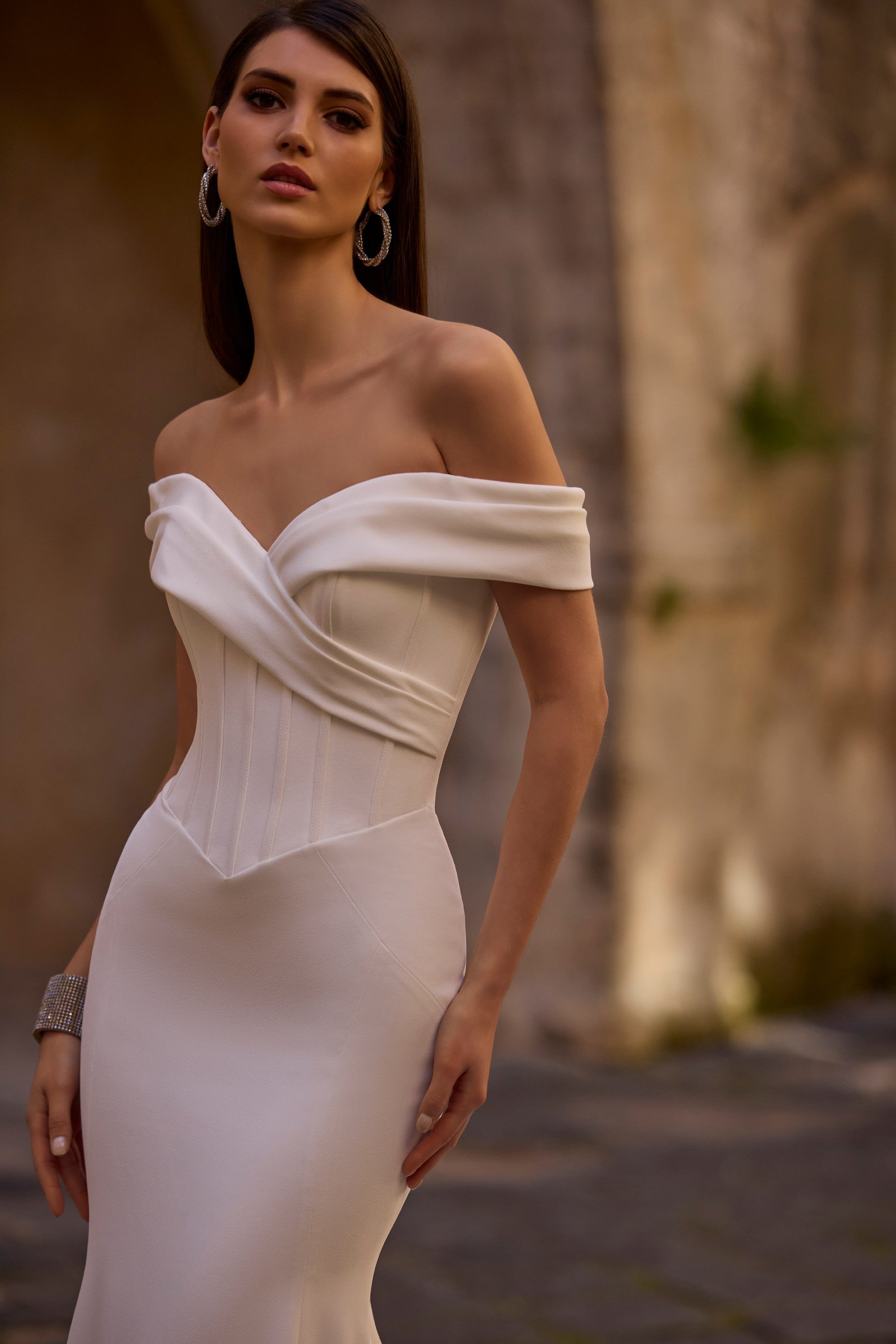 18814 Amore Gowns 18814_0085