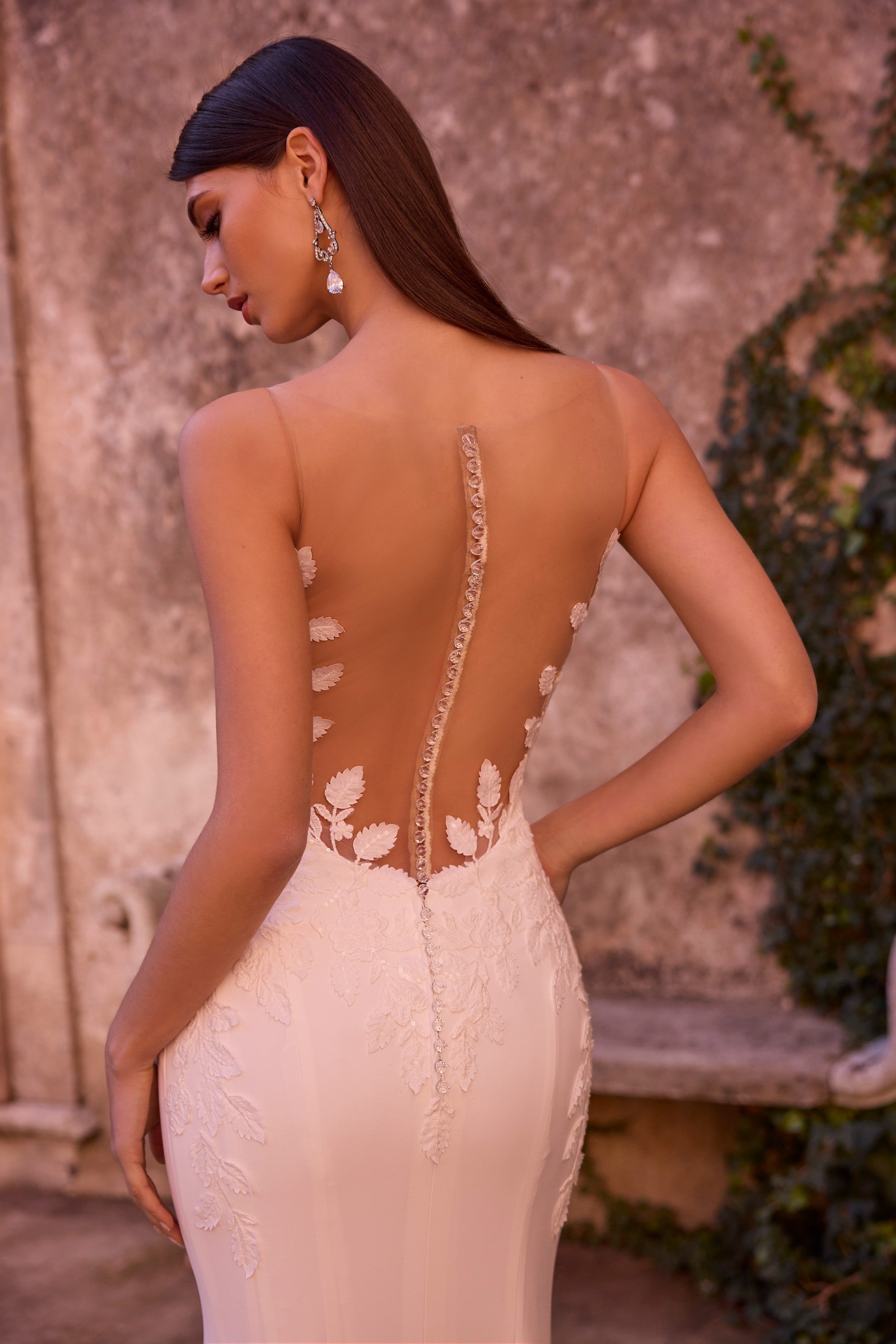 18815 Amore Gowns 18815_0034