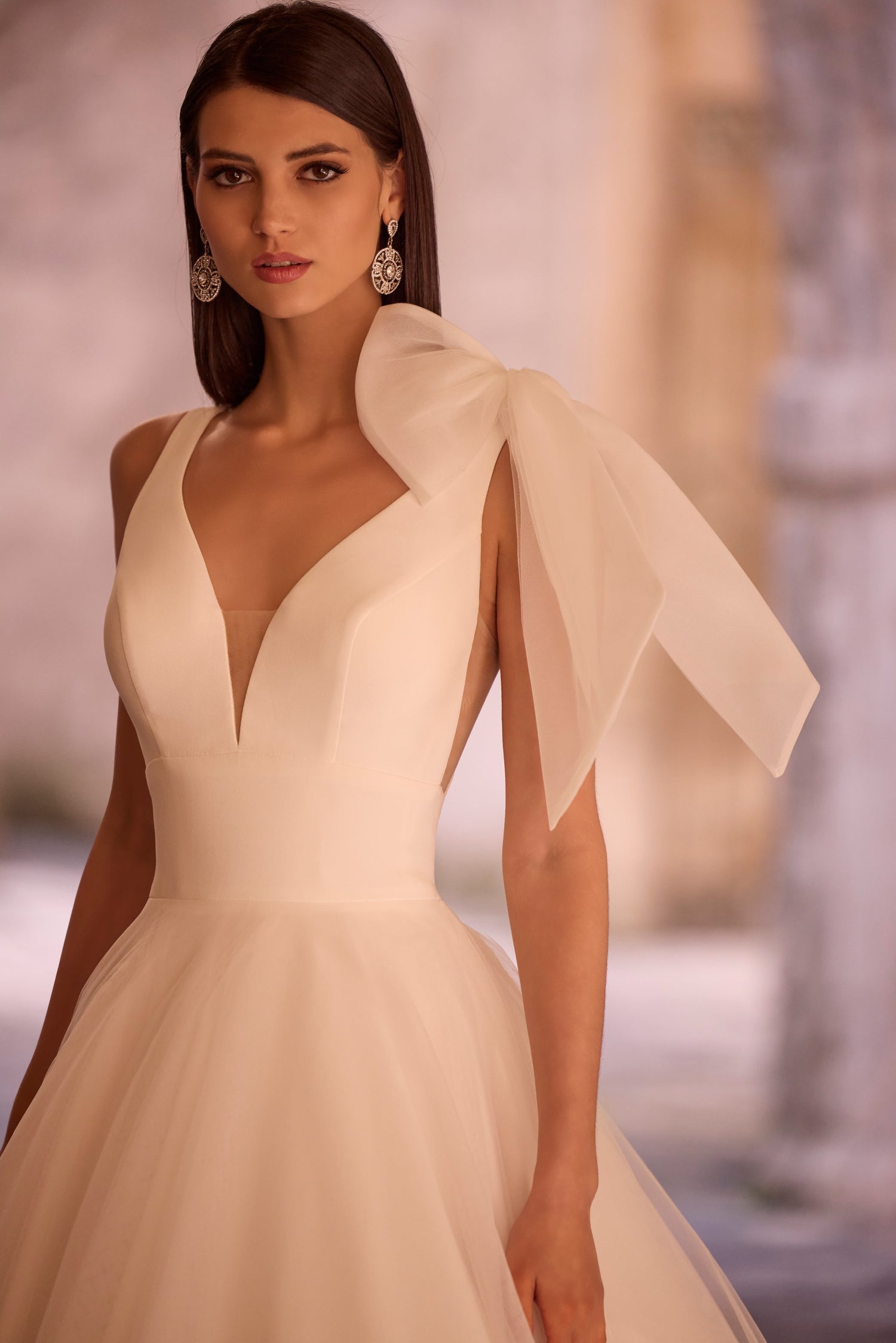 18821 Amore Gowns 18821_0070