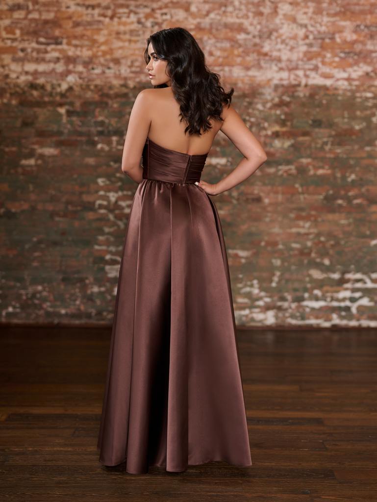 22243 Amore Gowns 22243_Chocolate_2-769x1024