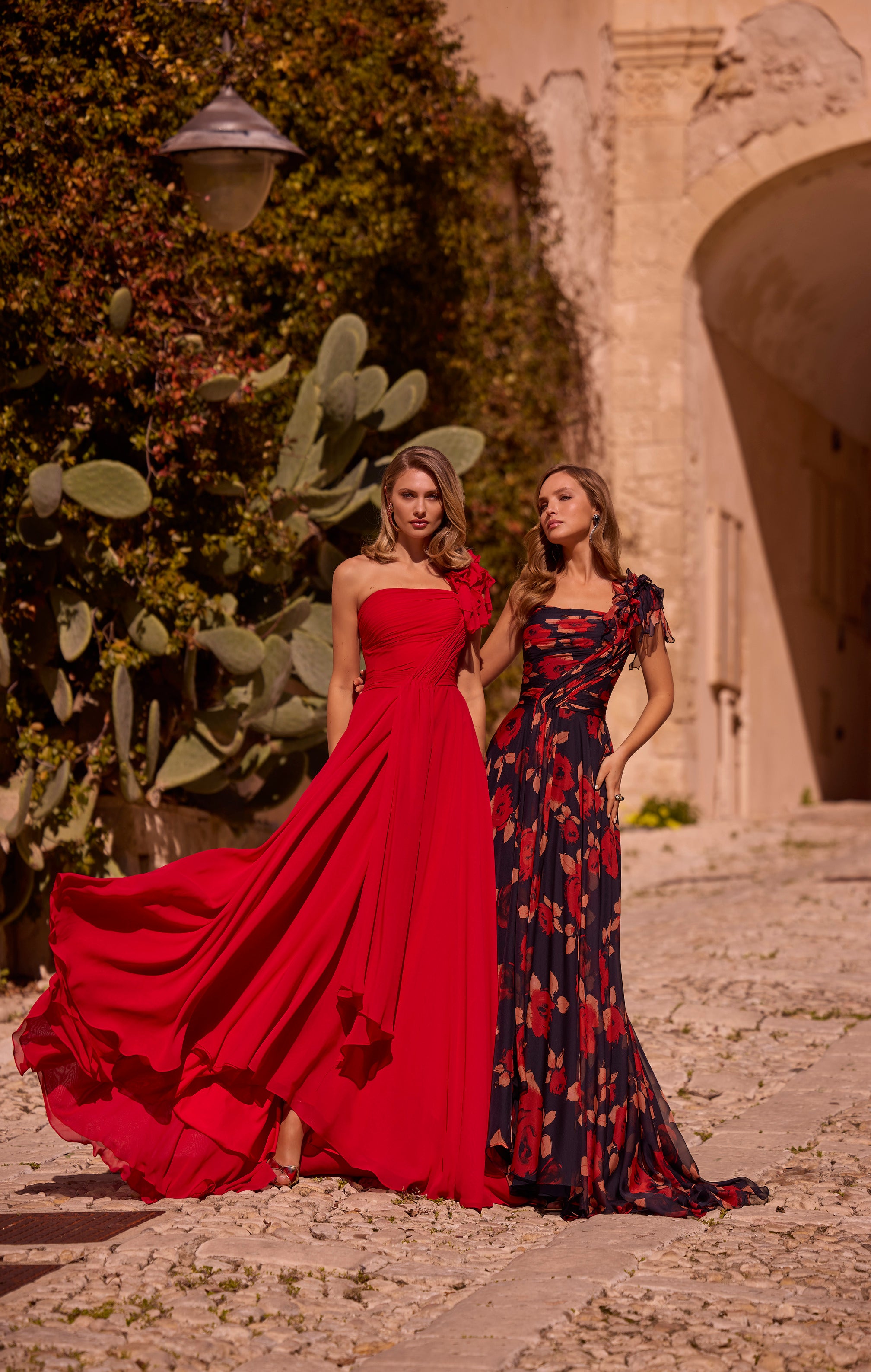 25067 Amore Gowns 25067_0011
