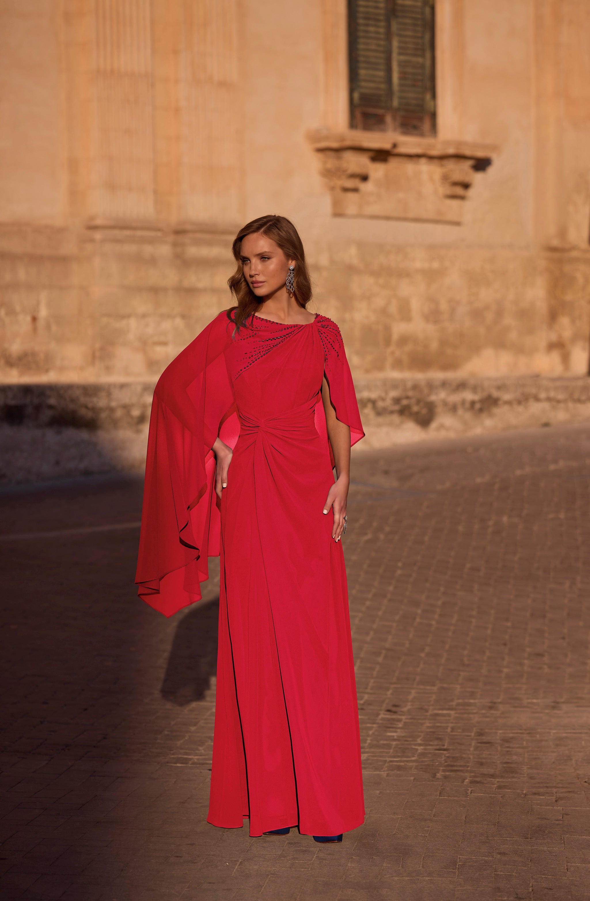25069 Amore Gowns 25069_Red