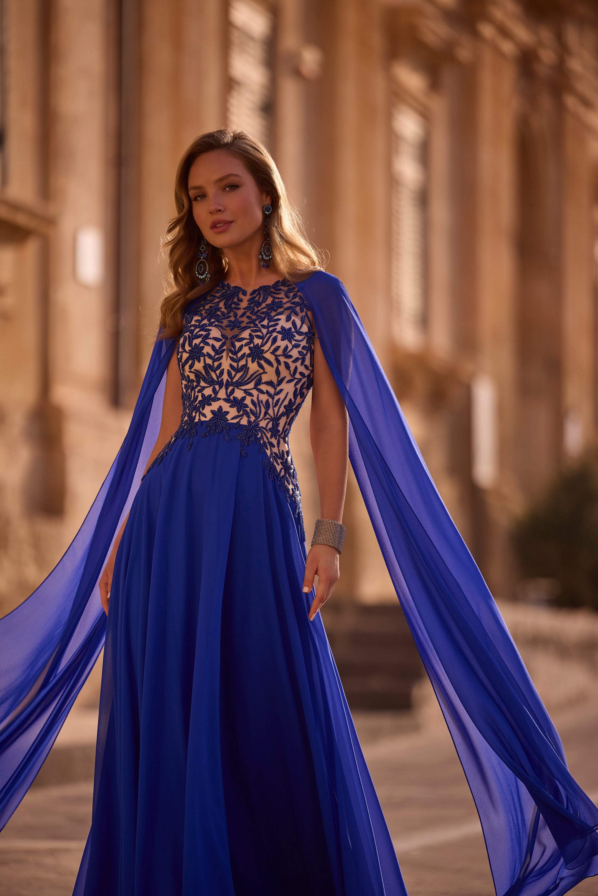 25072 Amore Gowns 25072_0019
