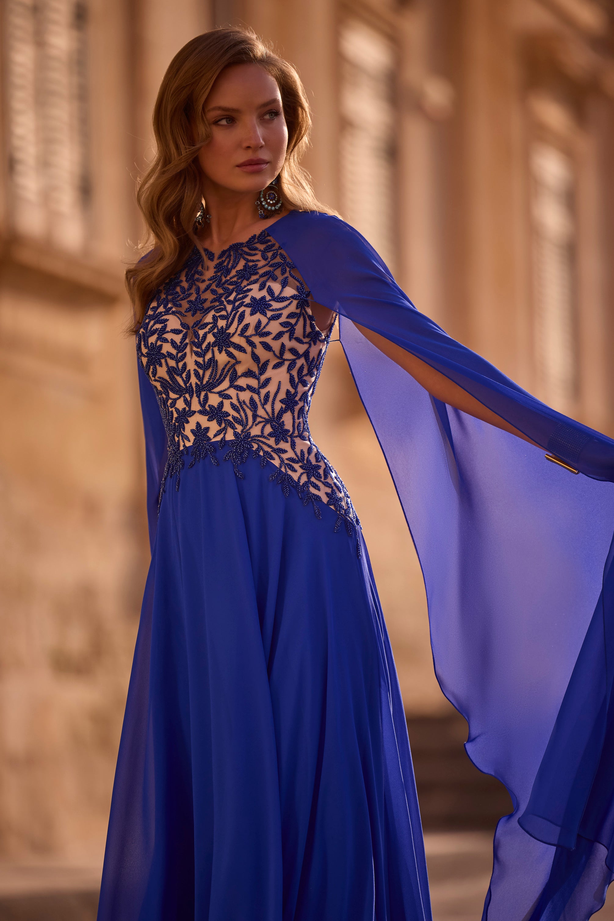 25072 Amore Gowns 25072_0037