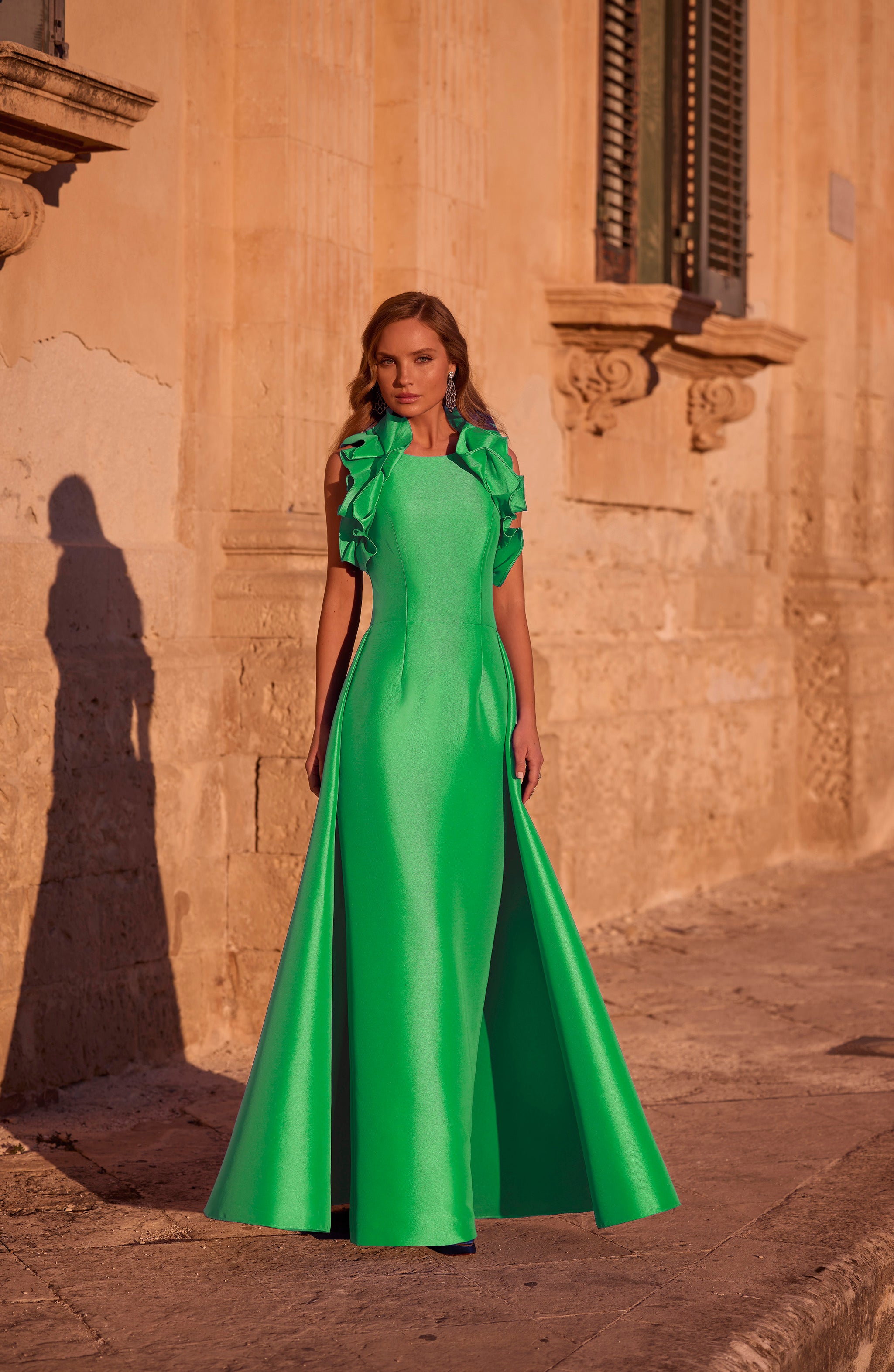 25076 Amore Gowns 25076_Shamrock