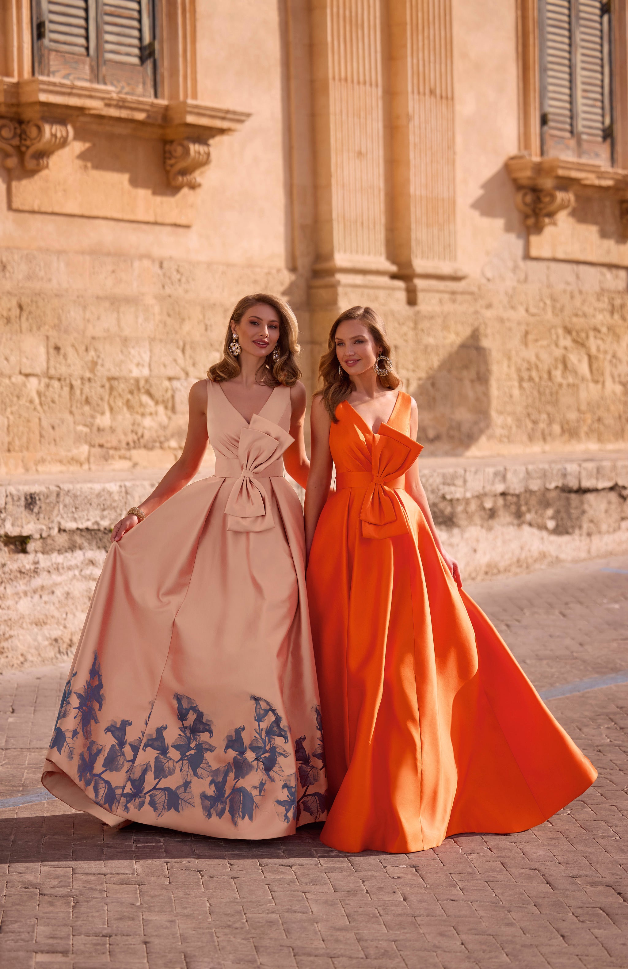 25086 Amore Gowns 25086_Blush_Navy