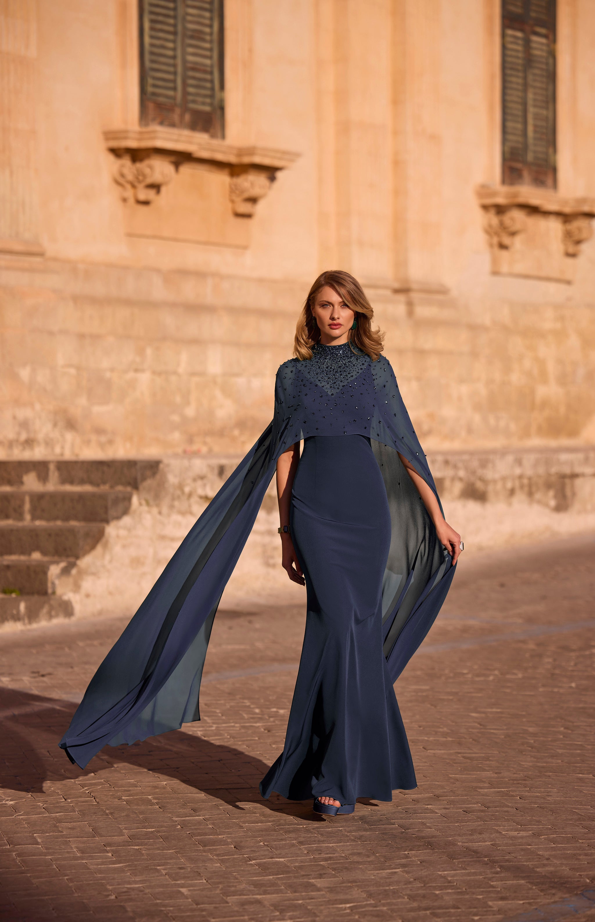 25091 Amore Gowns 25091_Navy