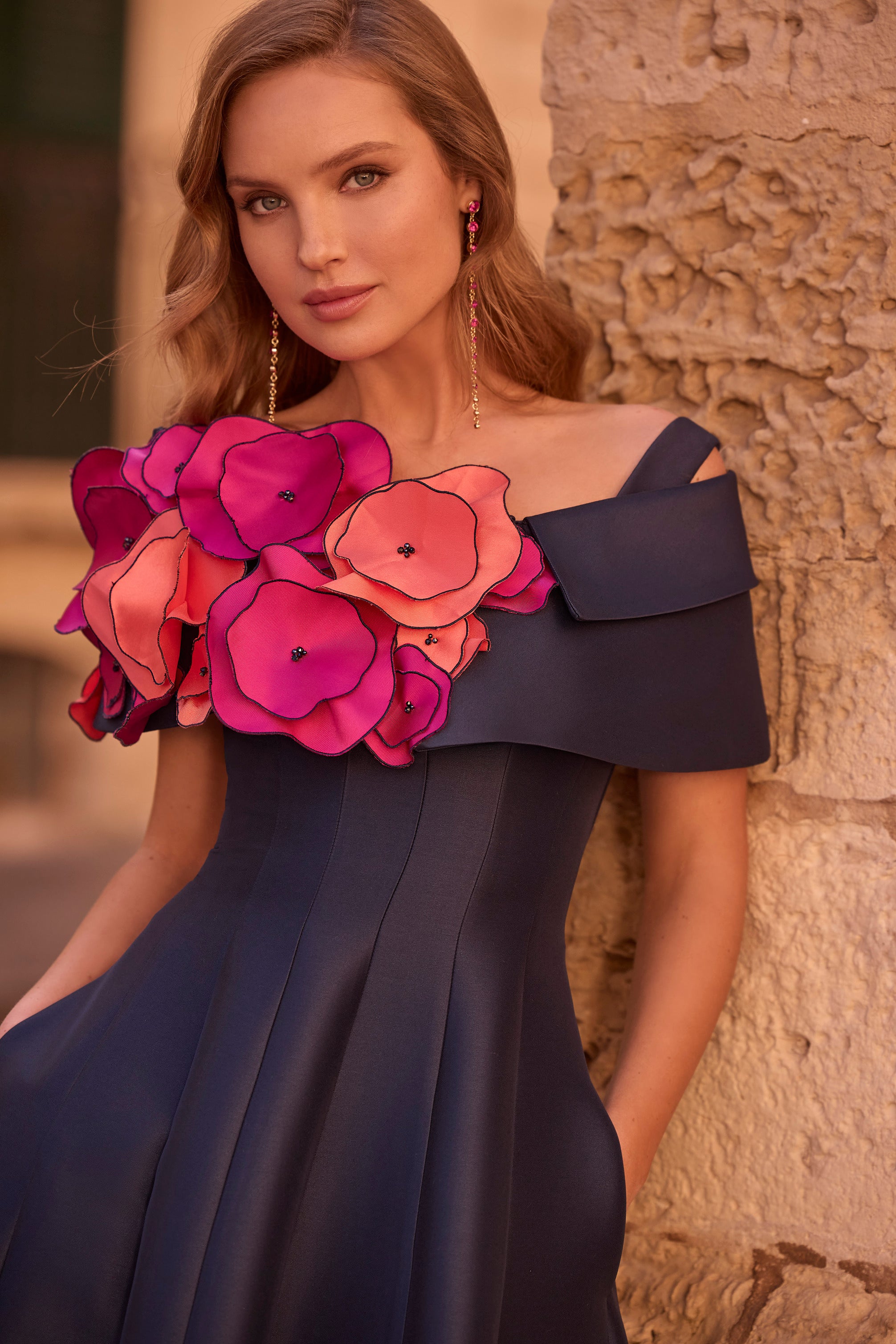 25094 Amore Gowns 25094_0010