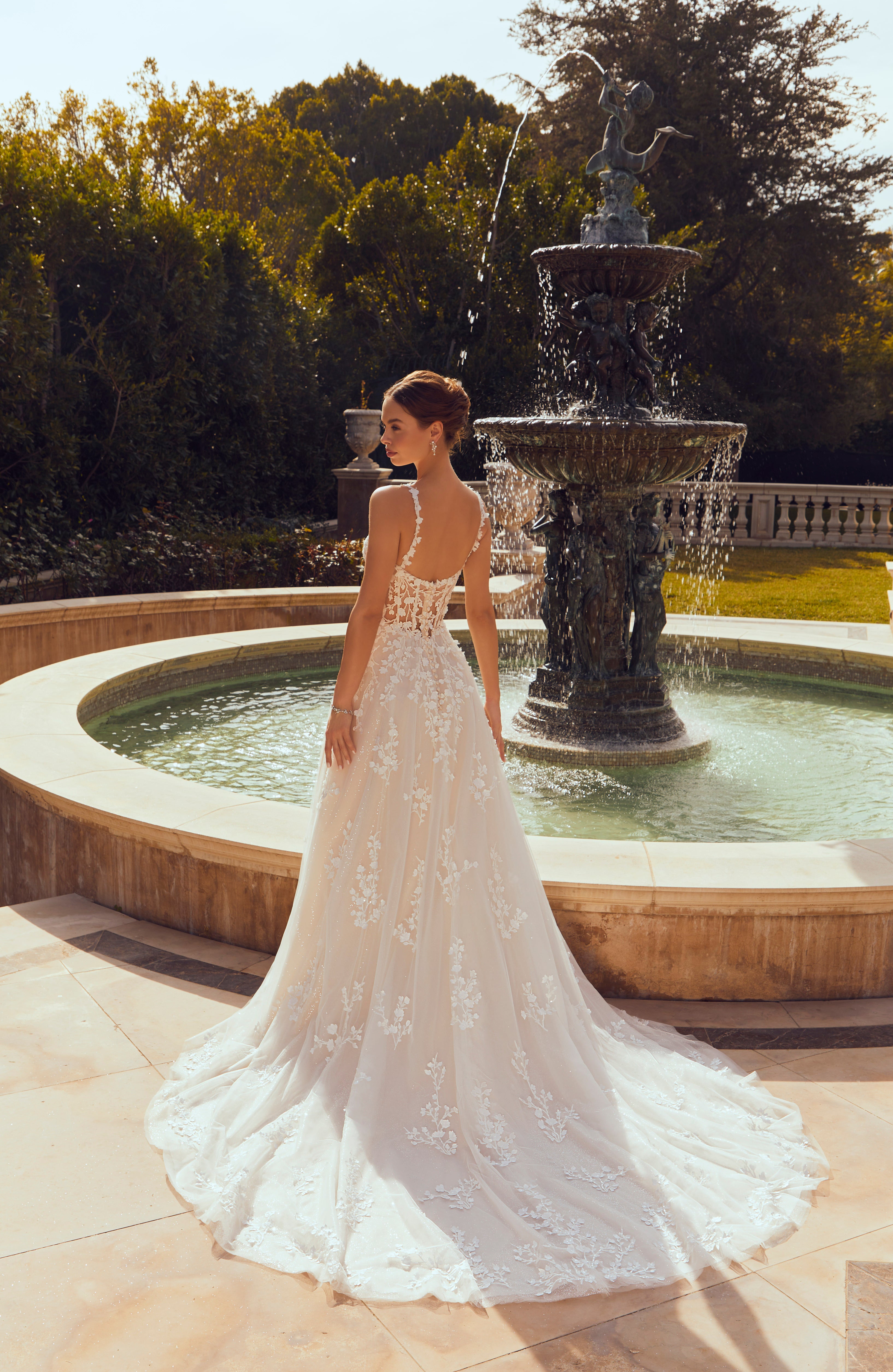 Robin Wedding Dress Amore Gowns 2651-0382