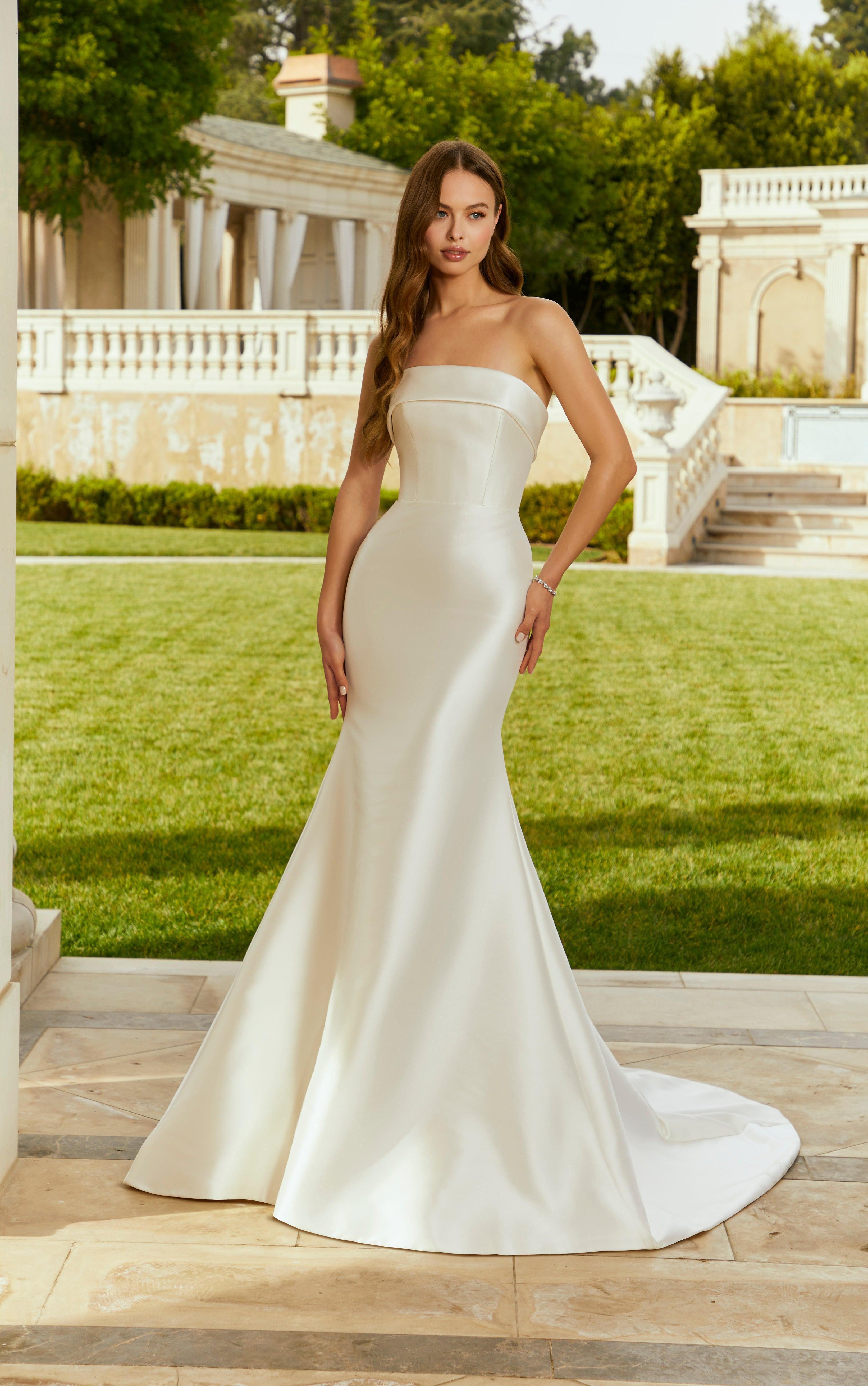 Rhonda Wedding Dress Amore Gowns 2656-0117