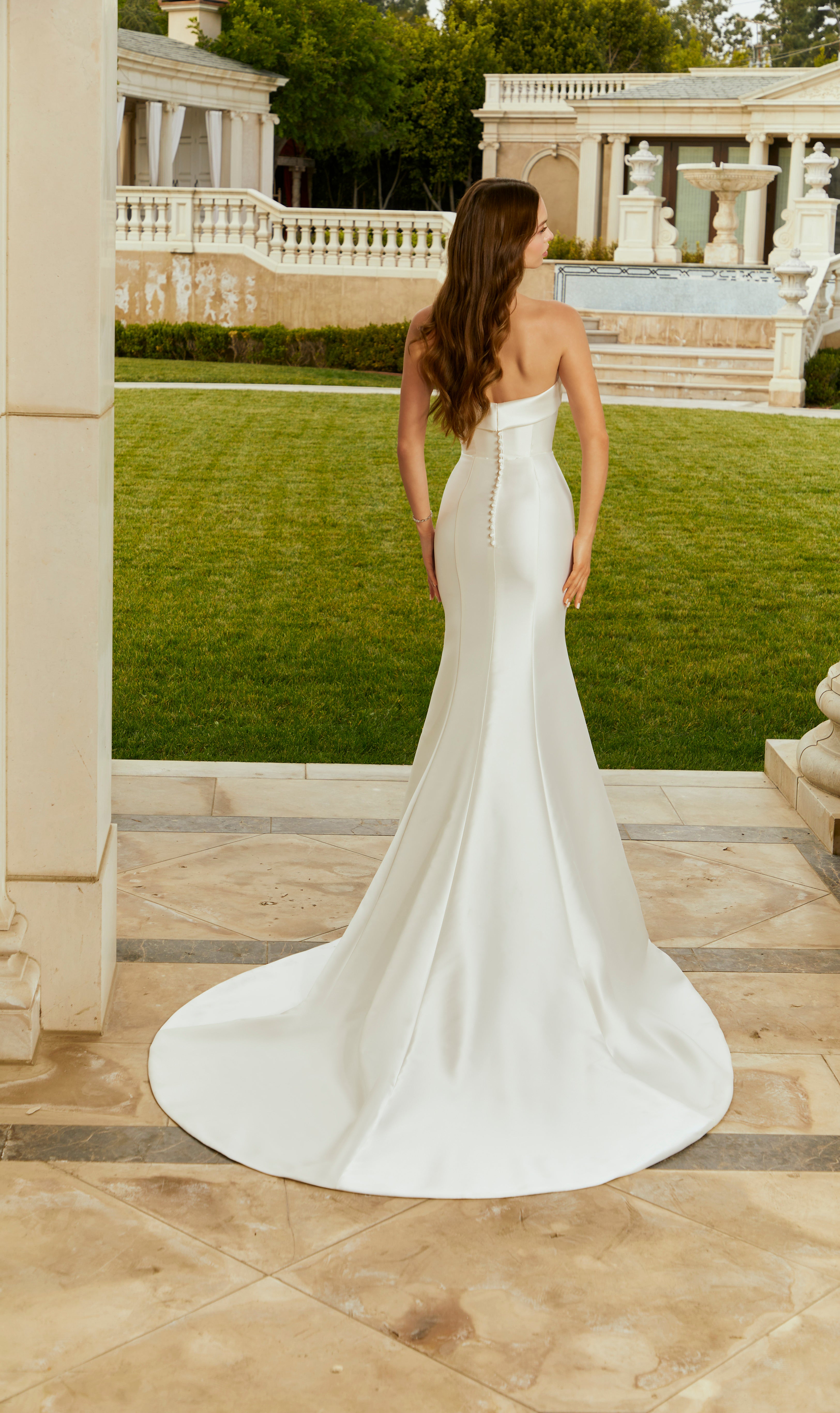 Rhonda Wedding Dress Amore Gowns 2656-0185