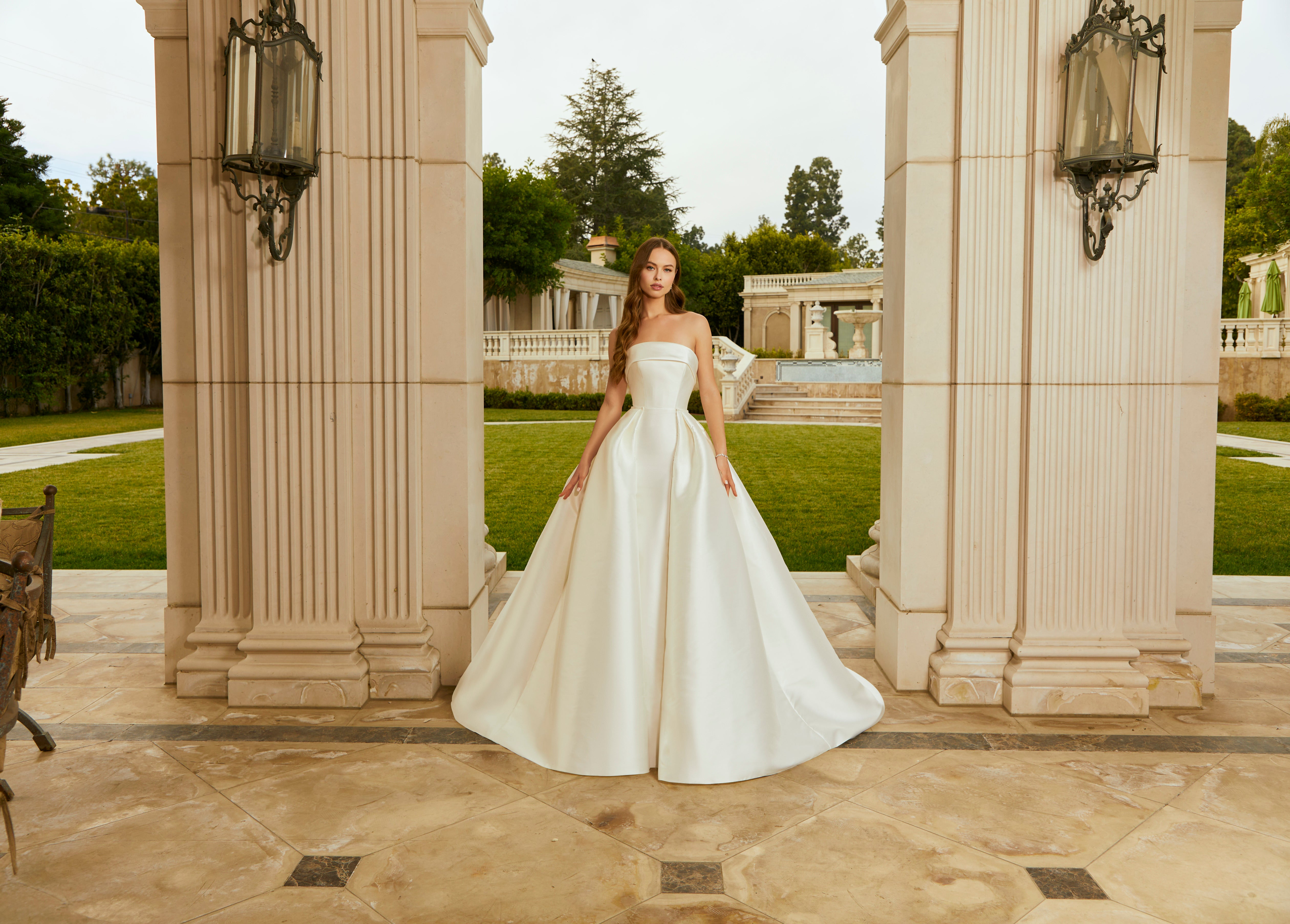 Rhonda Wedding Dress Amore Gowns 2656-0224