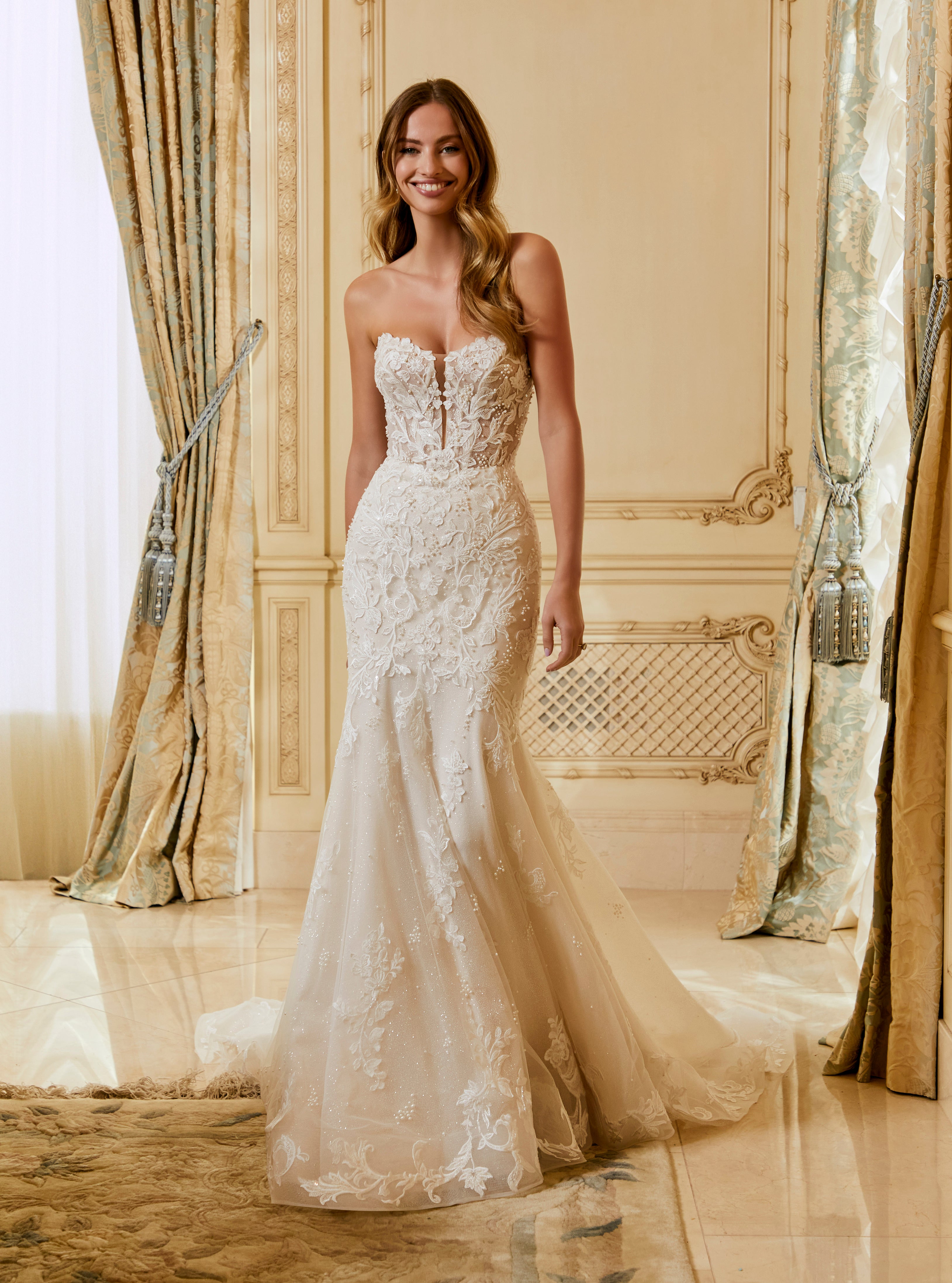 Romy Wedding Dress Amore Gowns 2664-0116