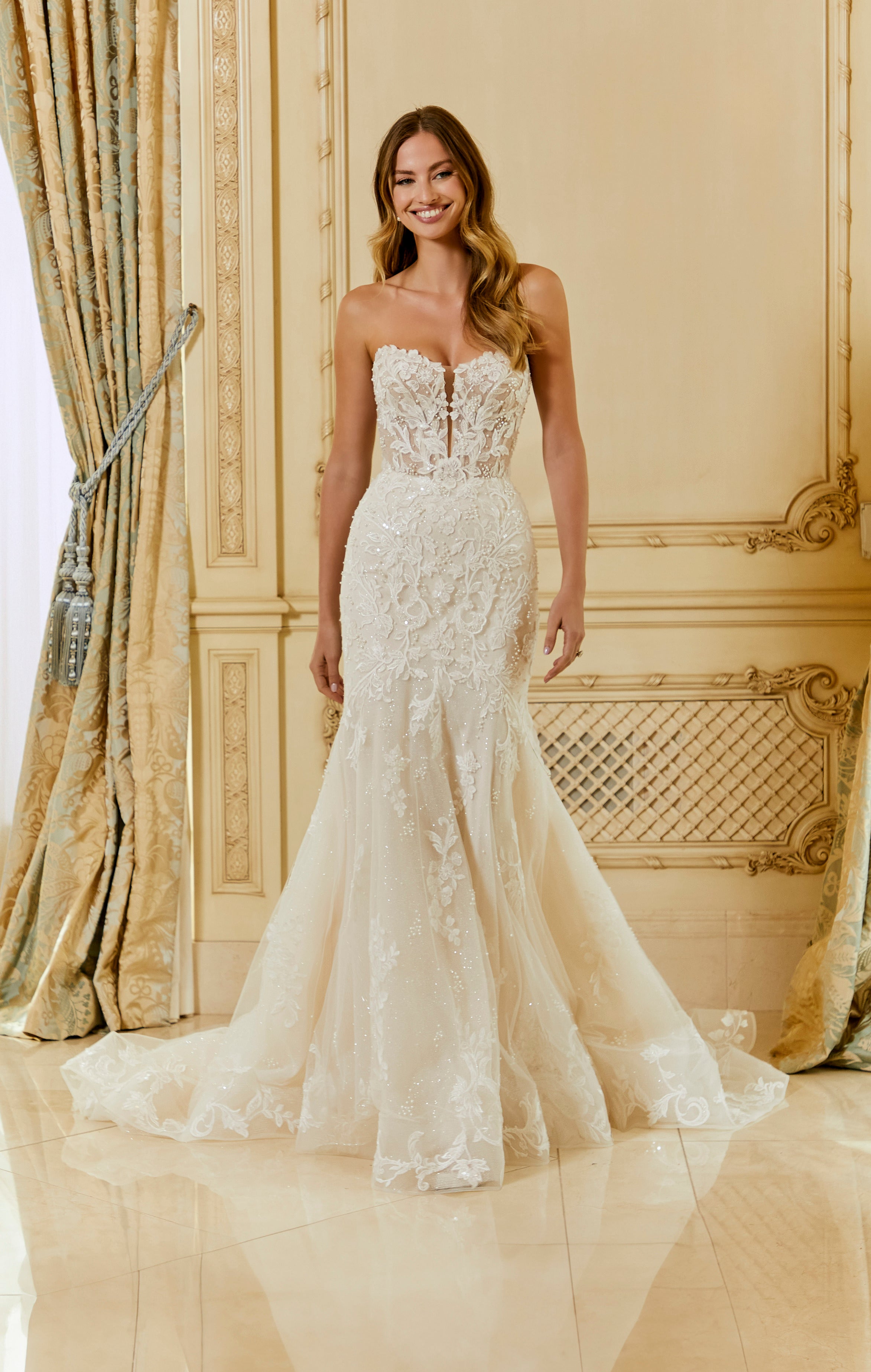 Romy Wedding Dress Amore Gowns 2664-0120