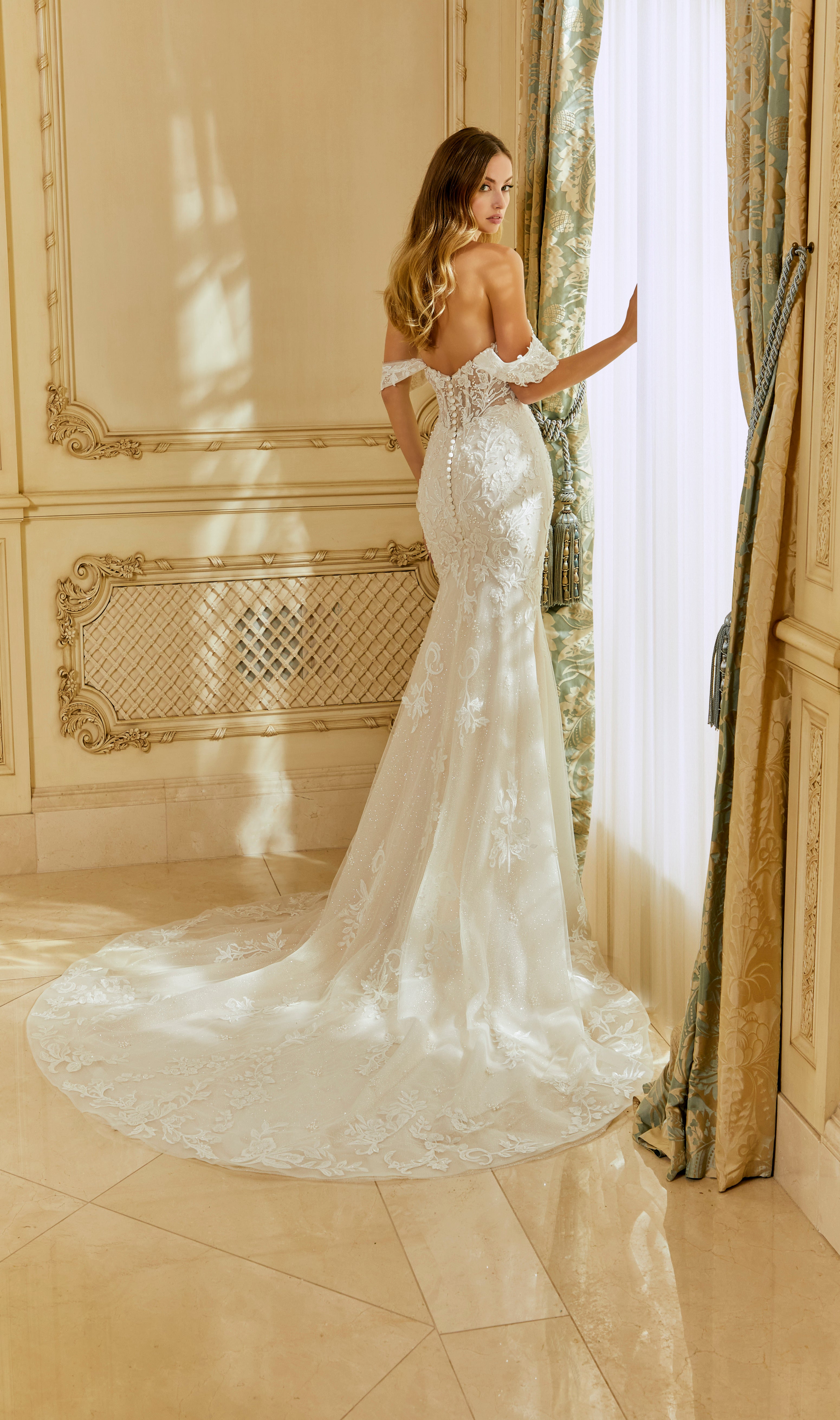 Romy Wedding Dress Amore Gowns 2664-0133