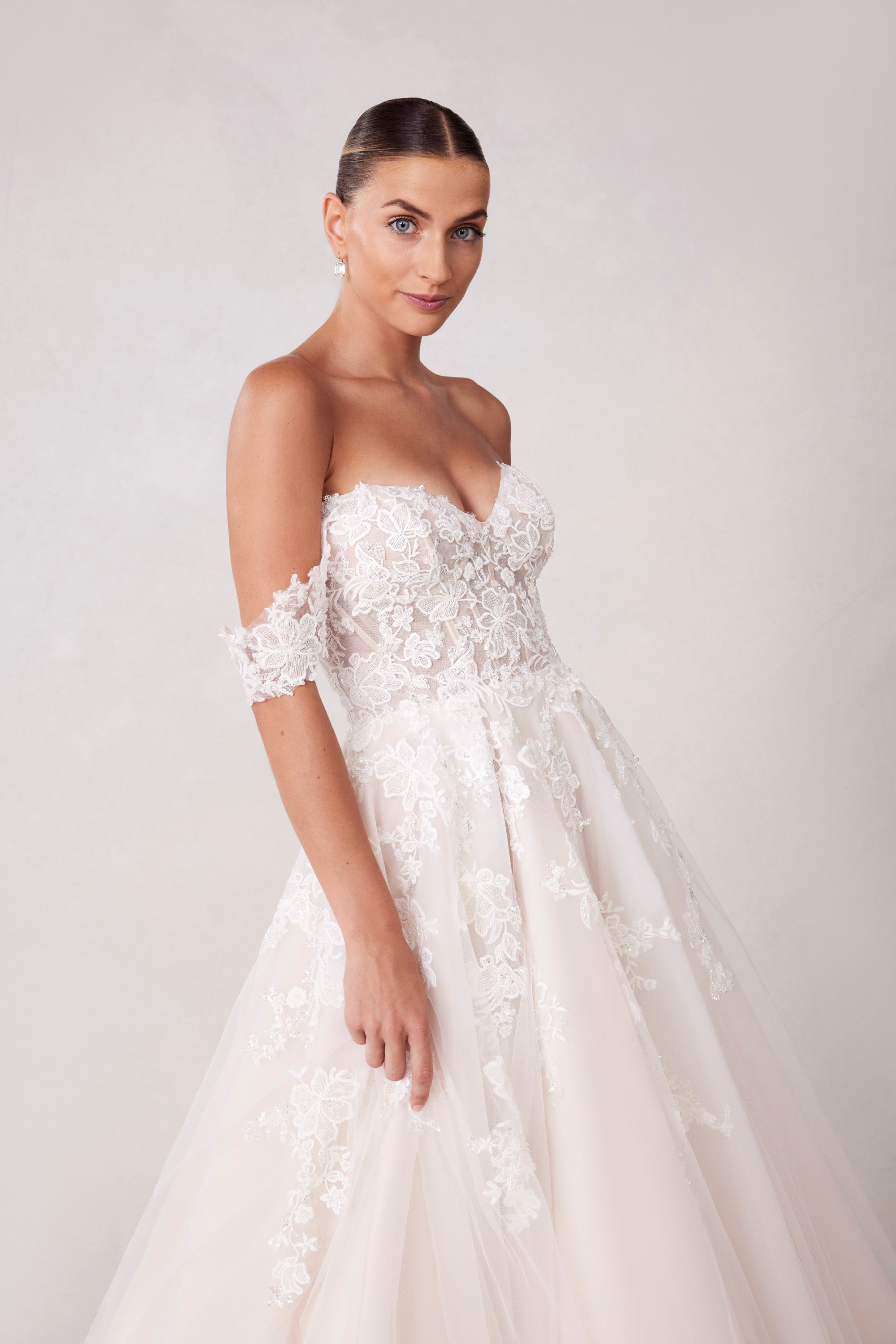Saoirse Wedding Dress Morilee 2728_IvoryChampagneNude_0047