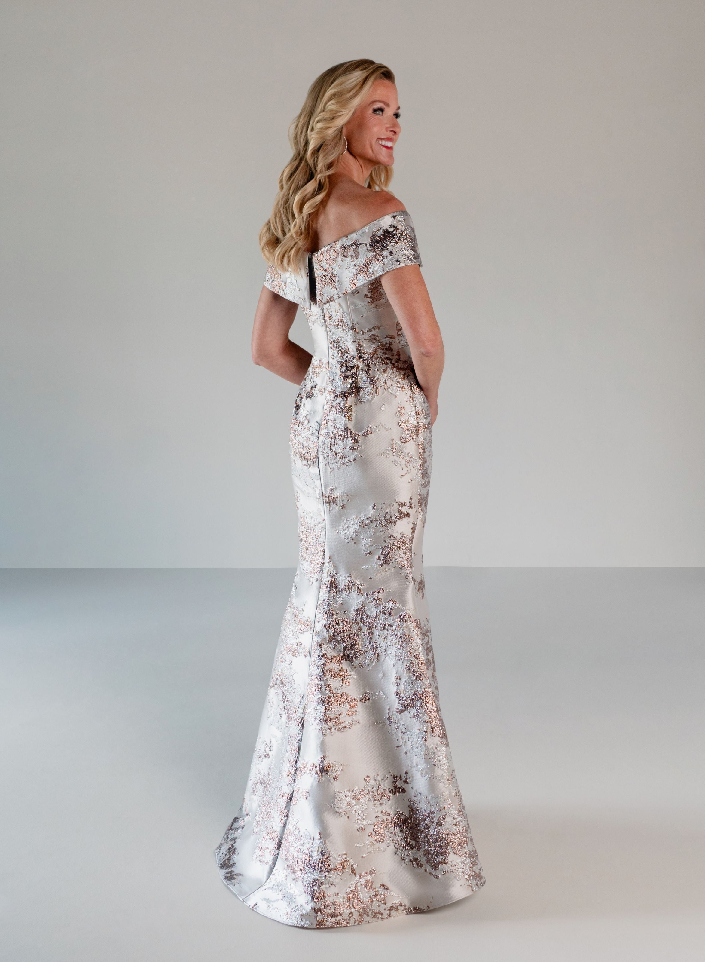 Style: 17319 Amore Gowns 2_3b2dbea1-d966-4638-8c54-331a4e424491