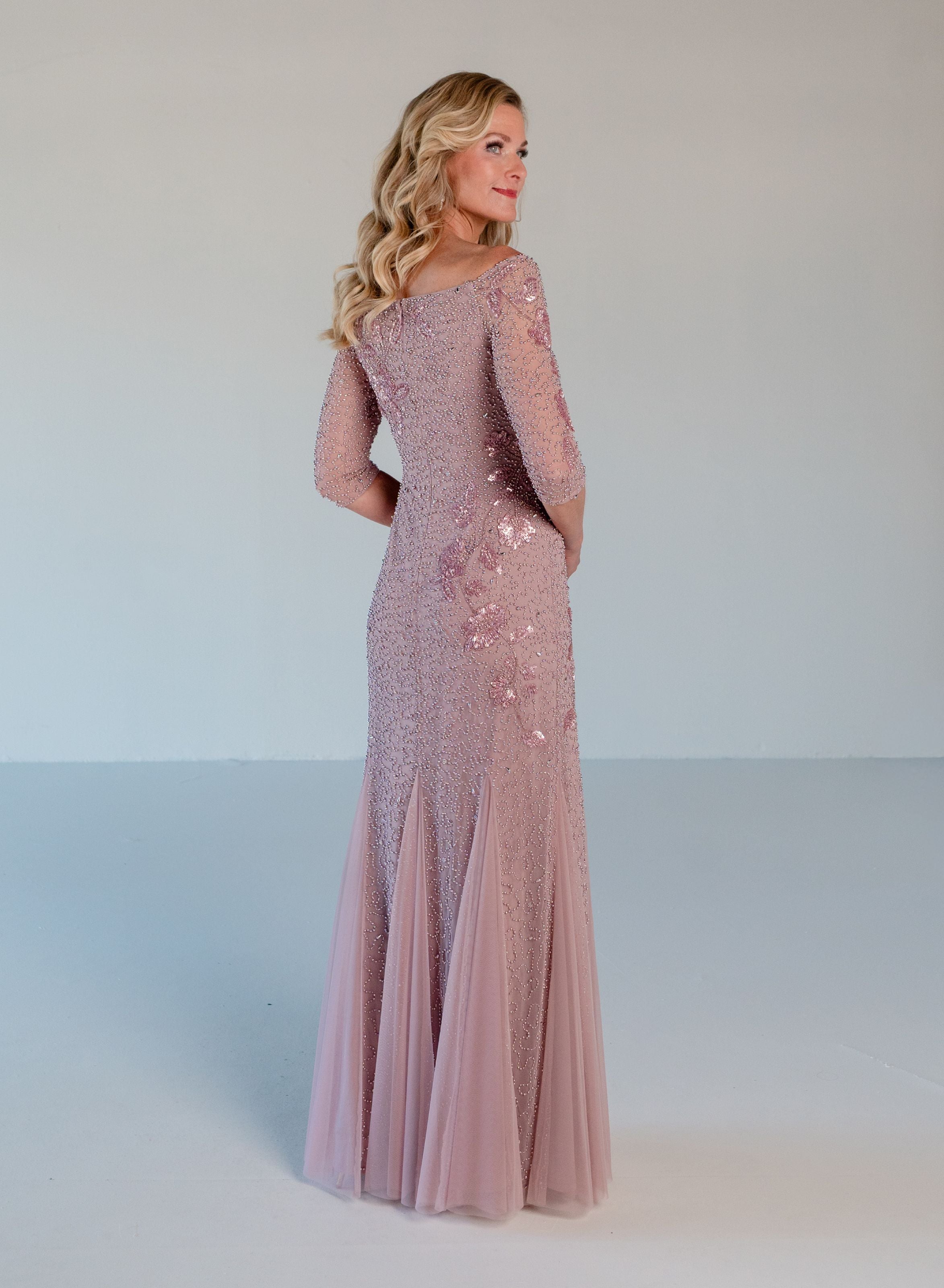 Style: 40584 Amore Gowns 2_b94cc6bc-5d7b-4778-bcc3-8bfca69bceef