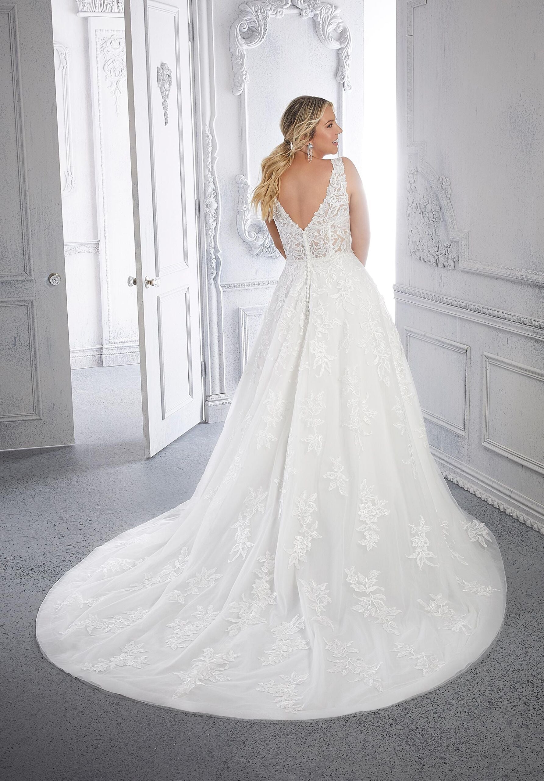 Carla Wedding Dress Amore Gowns 3327W-0108-scaled