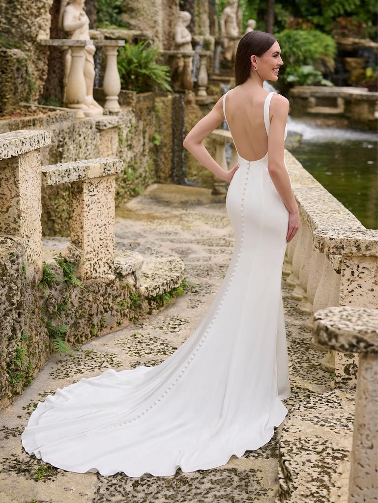 34006 Amore Gowns 34006_Ivory.16-769x1024