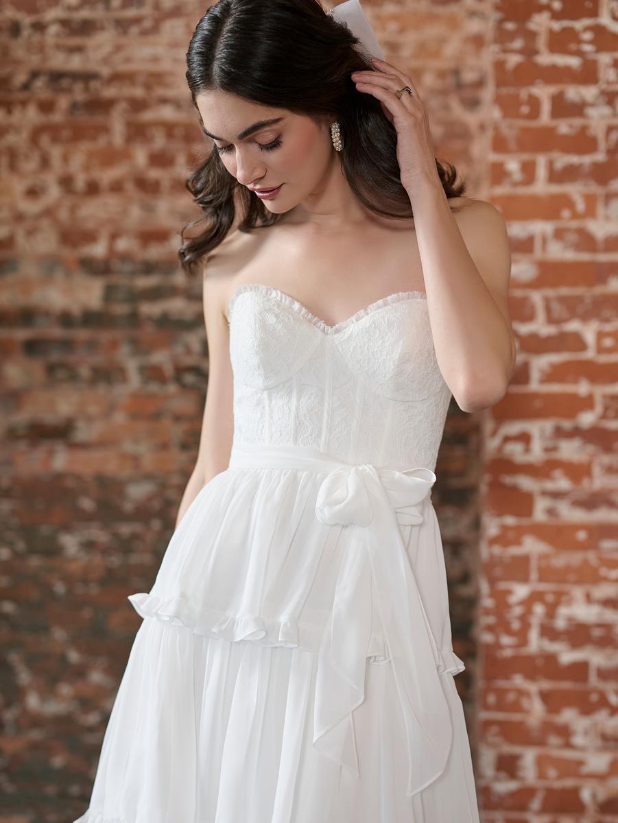 34031 Amore Gowns 34031_Ivory_3