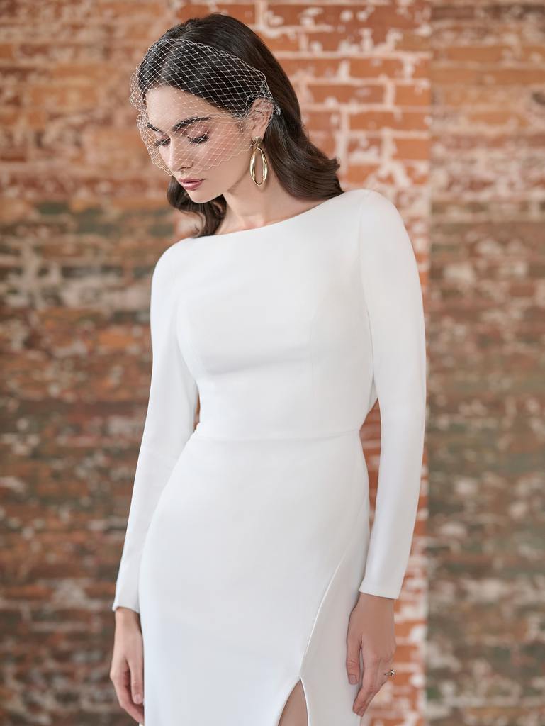 34035 Amore Gowns 34035_Ivory_3-769x1024
