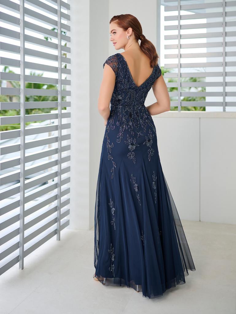 40477 Amore Gowns 40477_Navy_2-769x1024