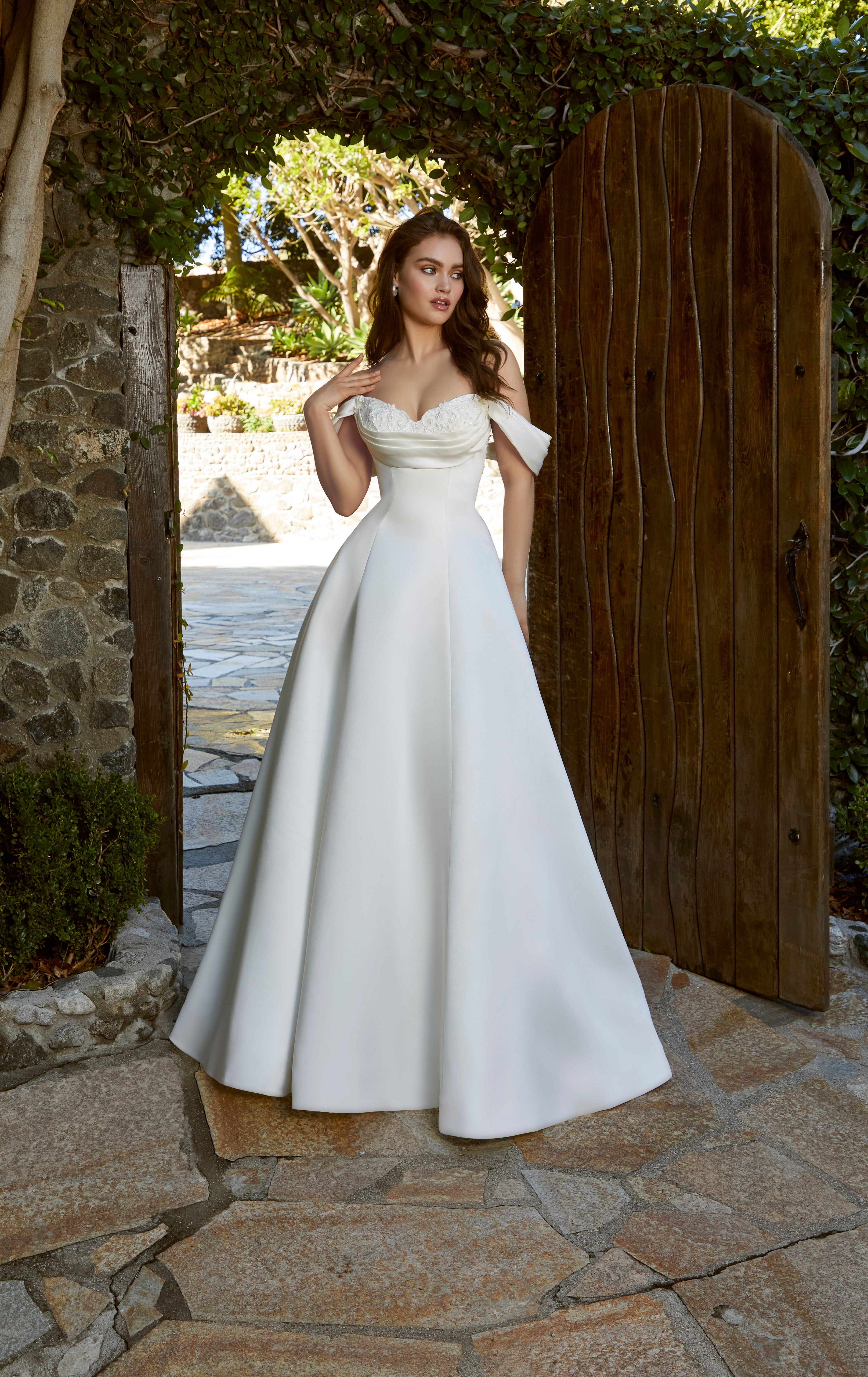 Rhoda Wedding Dress Amore Gowns 4468-0176