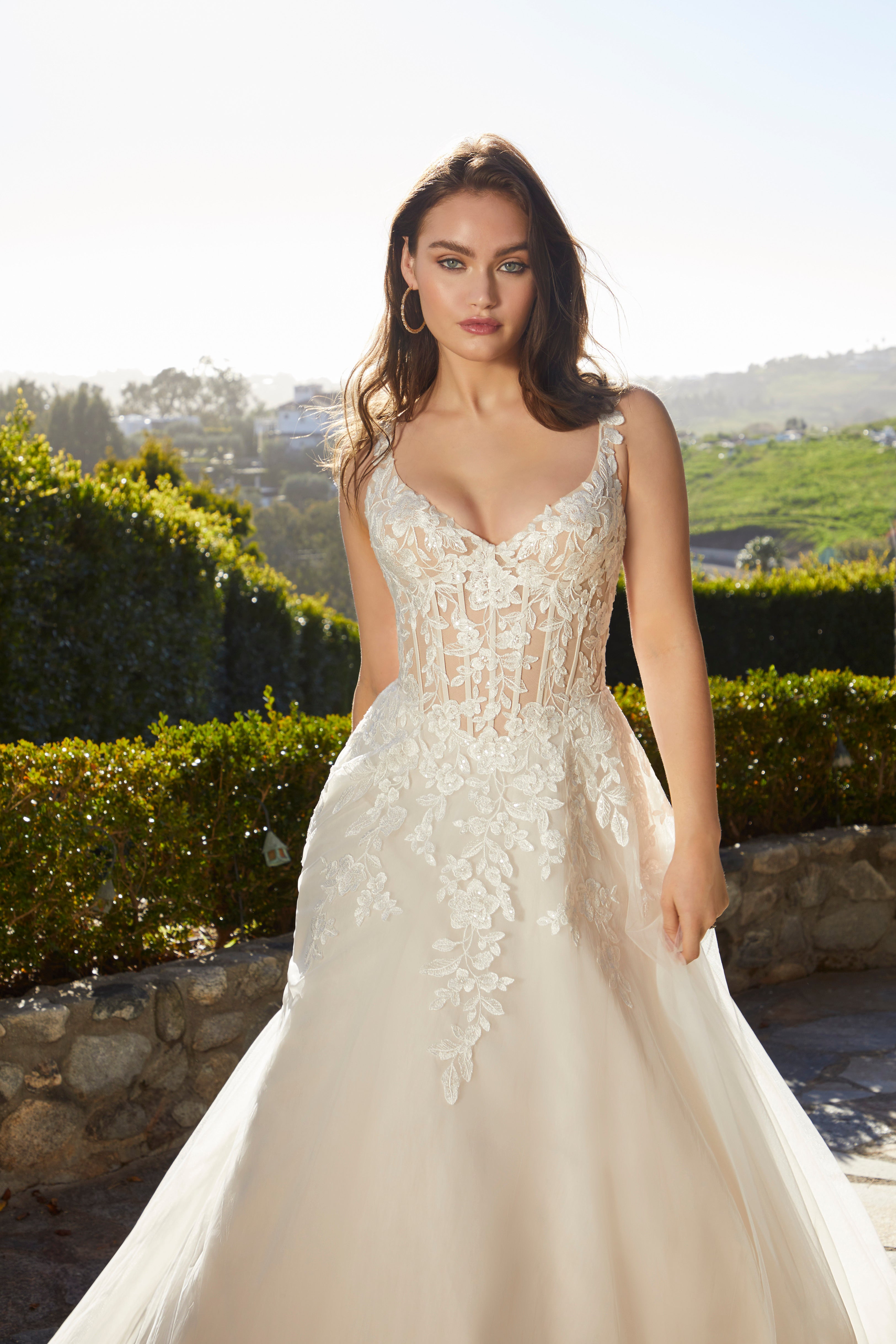 Romana Wedding Dress Amore Gowns 4469-0430