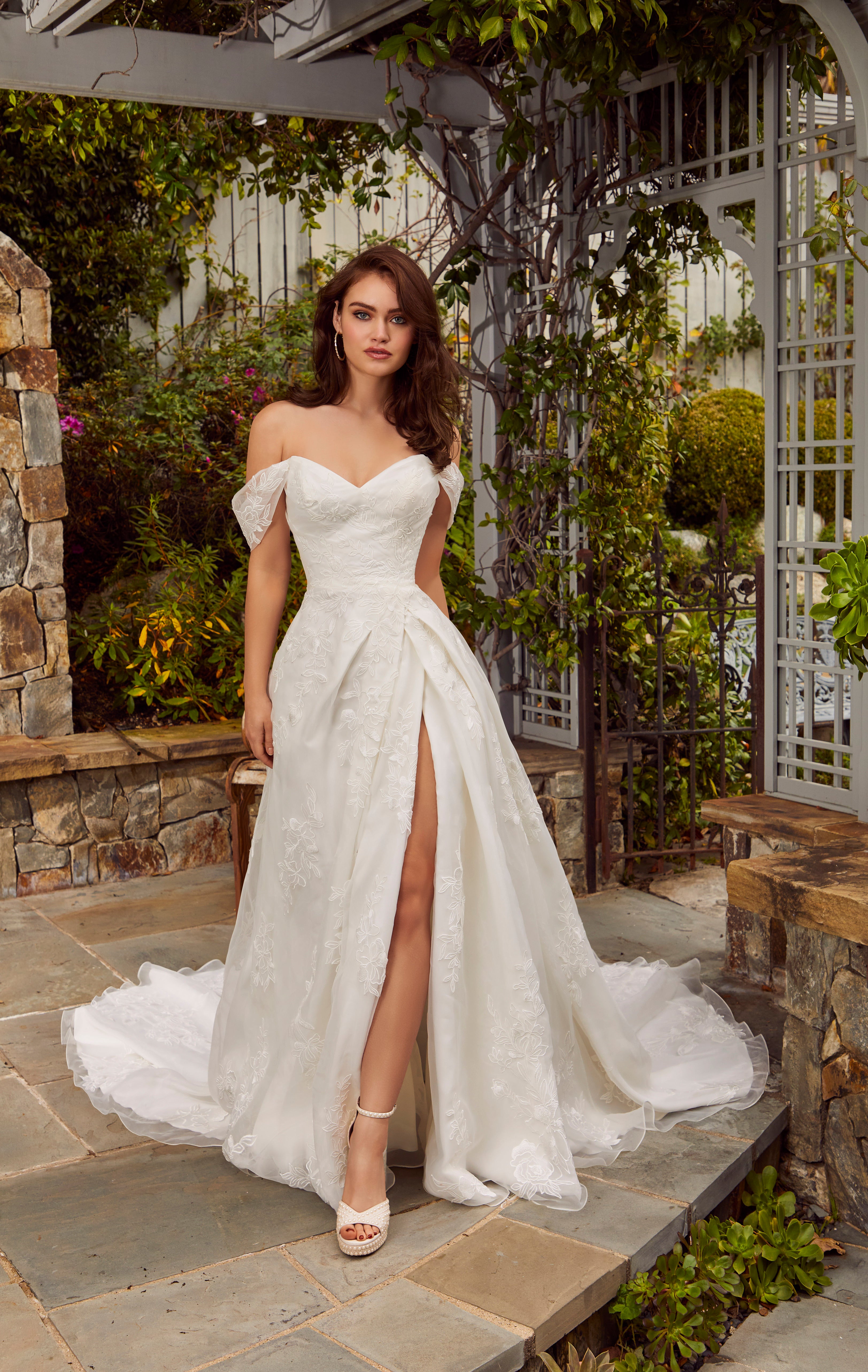 Rihanna Wedding Dress Amore Gowns 4476-0045