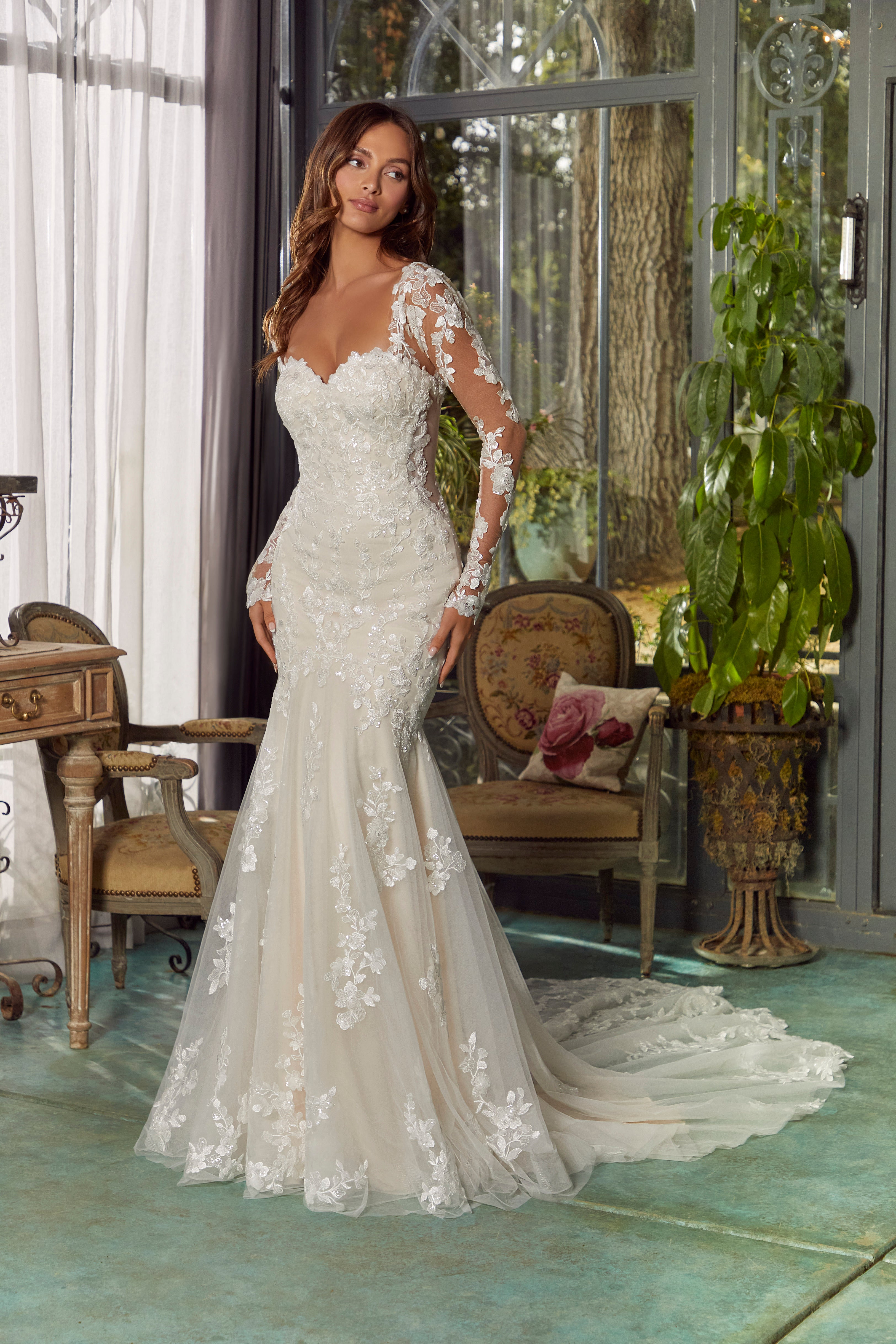 Riva Wedding Dress Amore Gowns 4479-0070