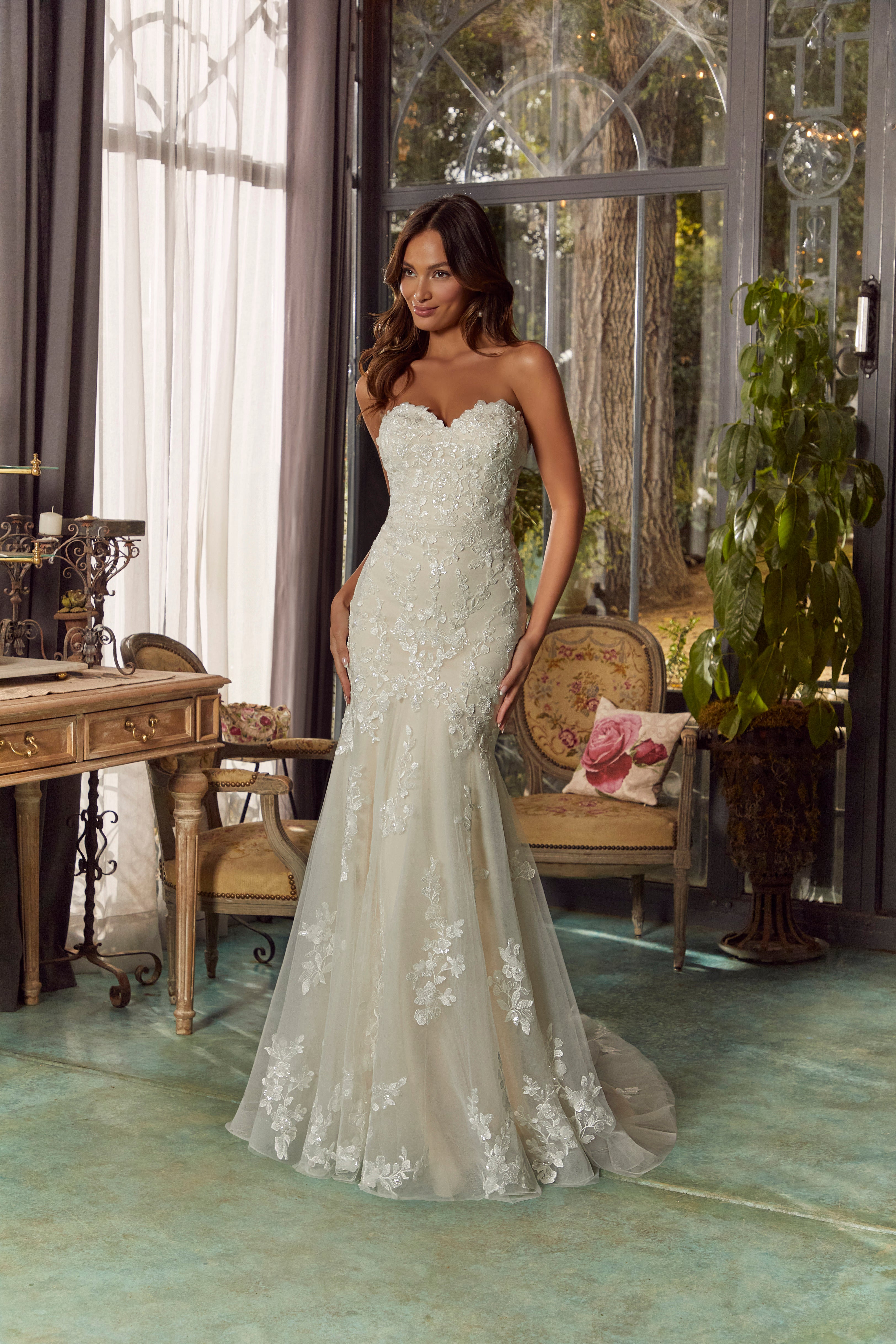 Riva Wedding Dress Amore Gowns 4479-0162