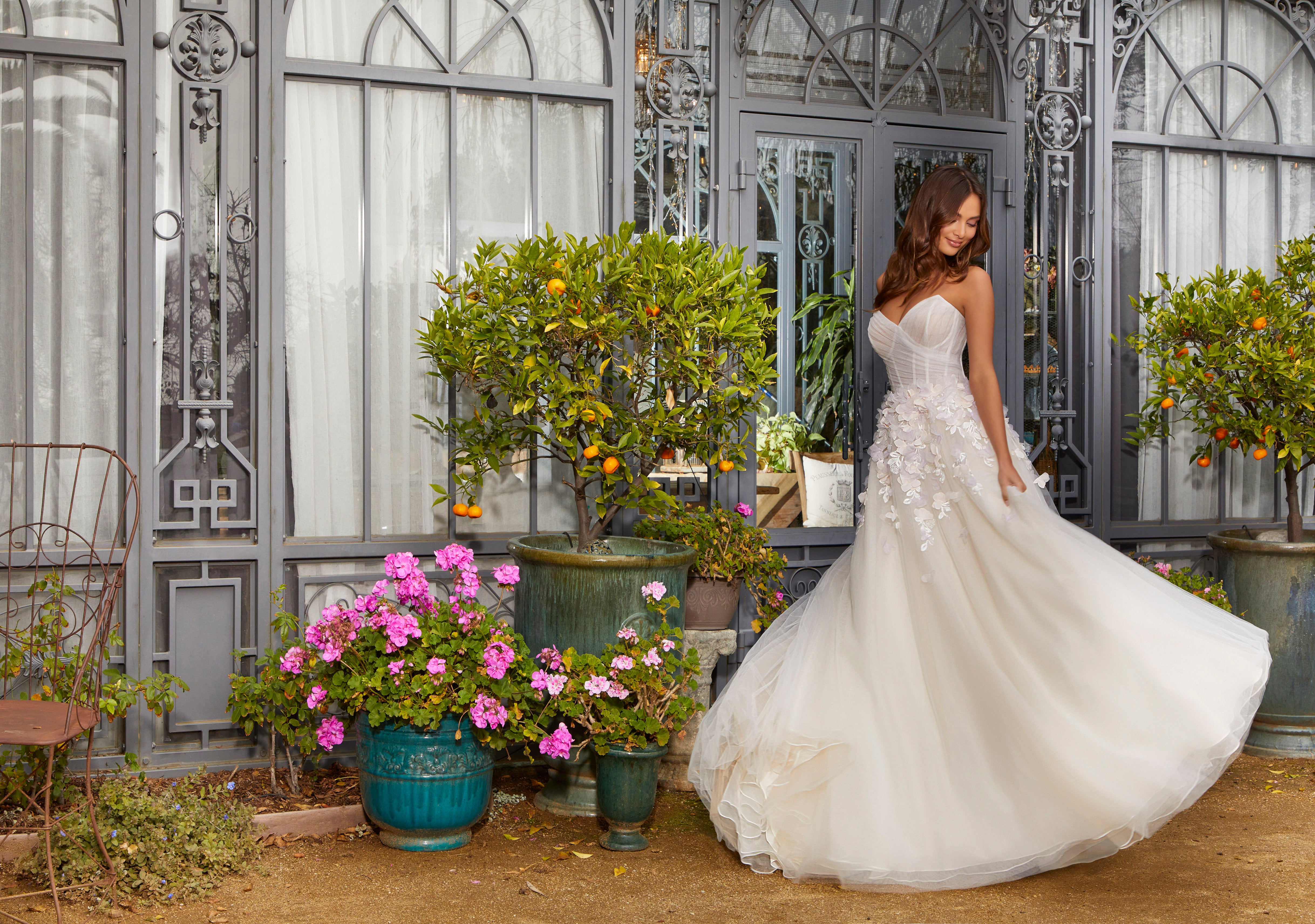 Rosalie Wedding Dress Amore Gowns 4482-0029