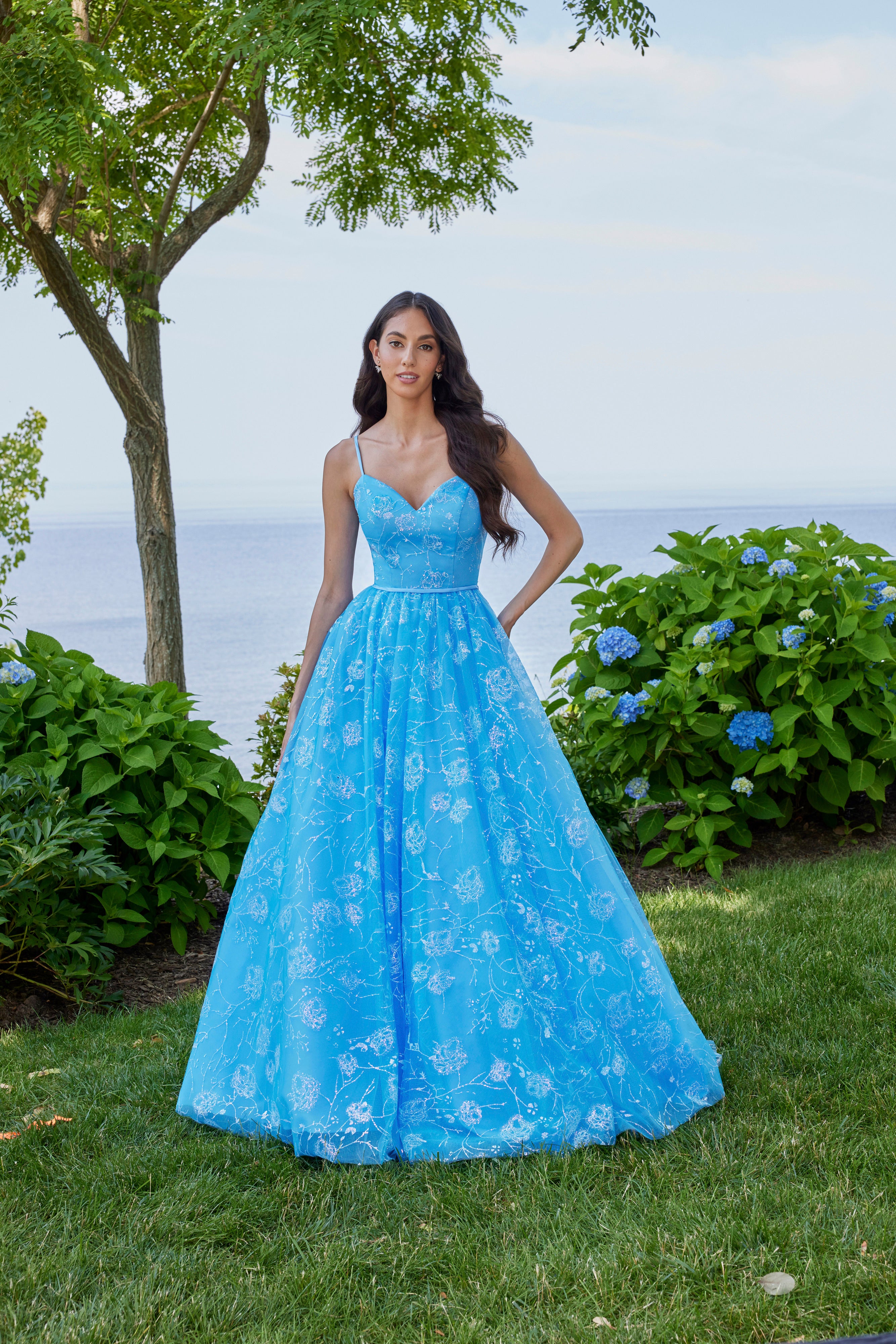 49153 Amore Gowns 49153__P1252__FrenchBlue_3161