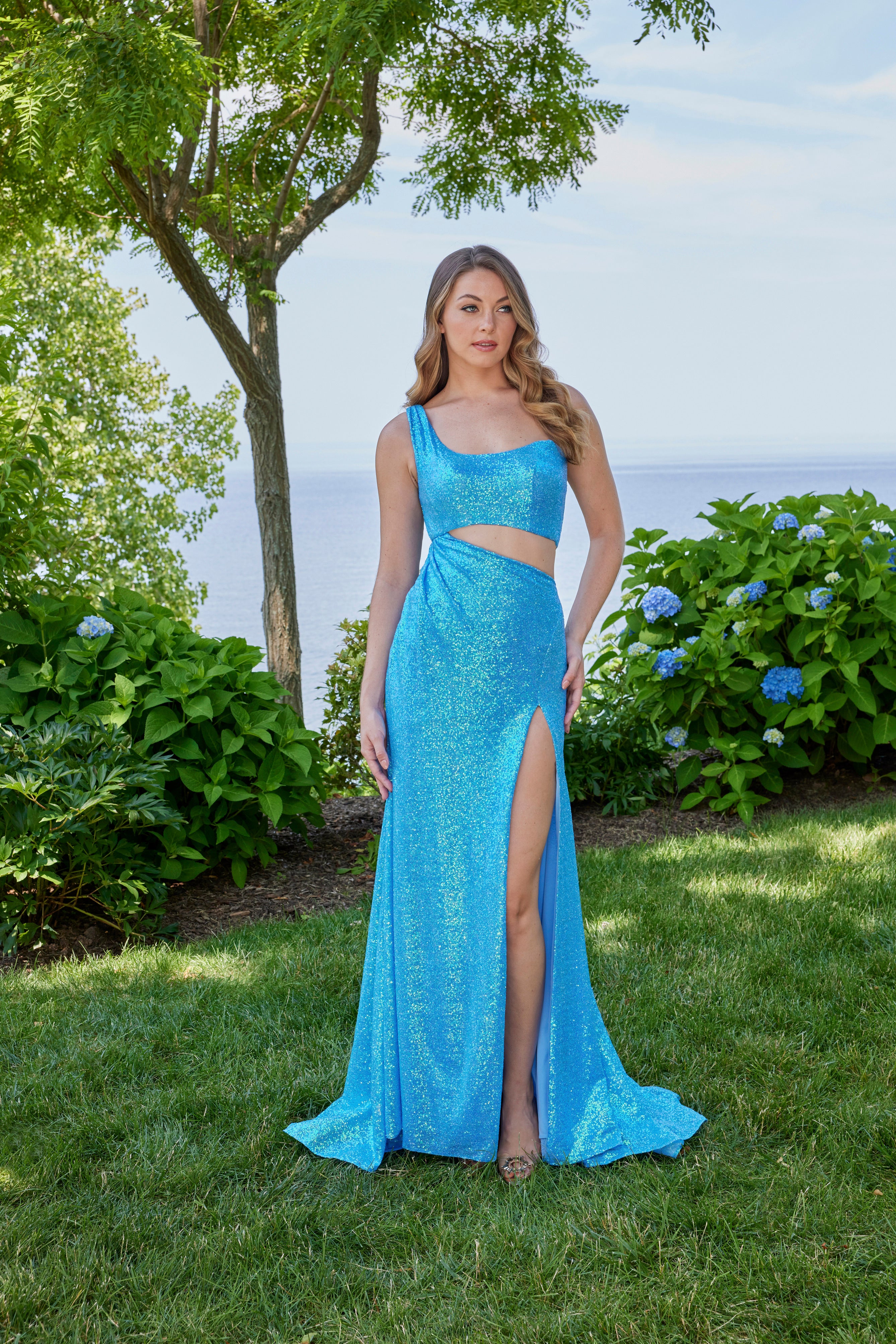 49155 Amore Gowns 49155__P1312__Aqua_3287