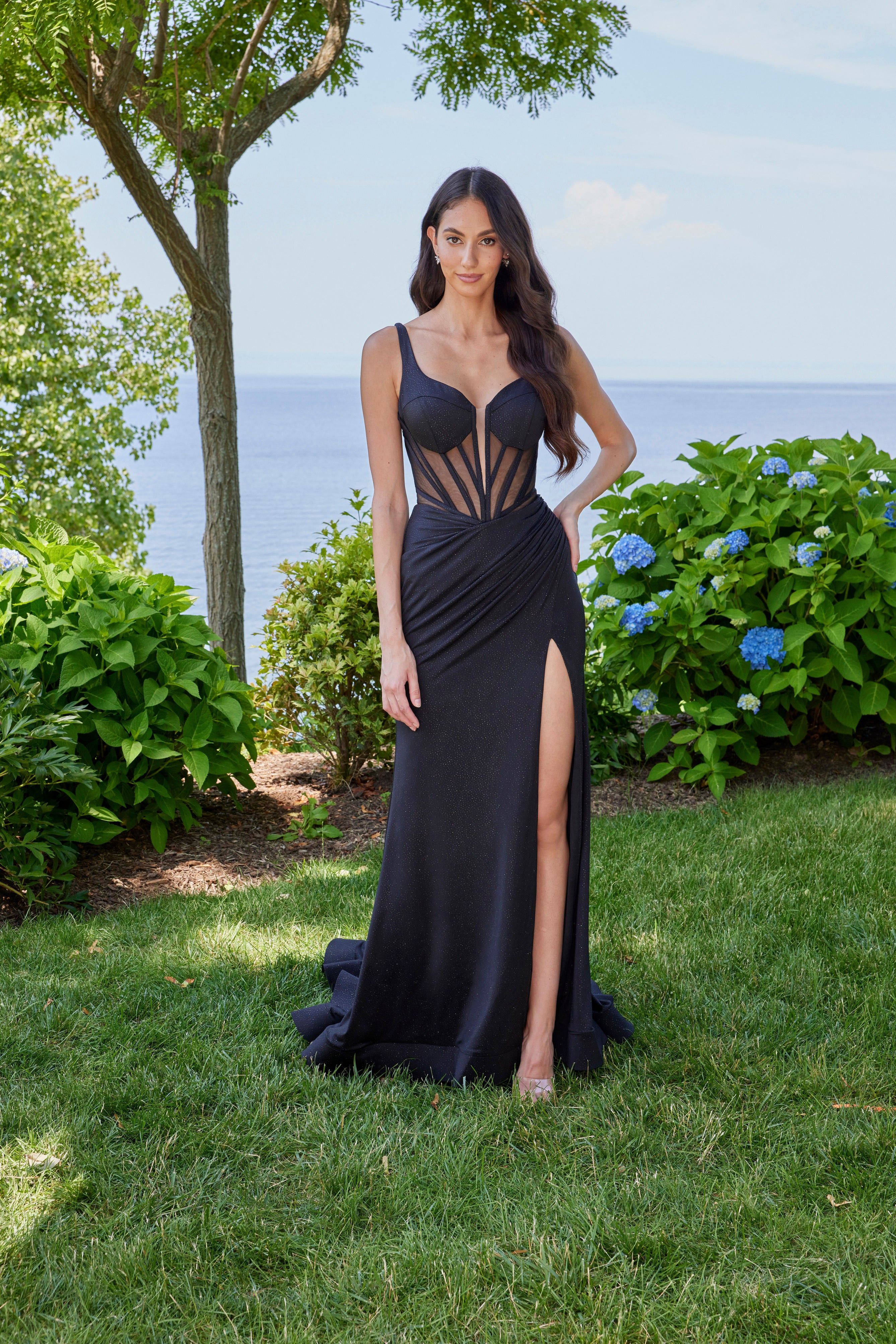 49157 1 Amore Gowns 49157__ML190156__Black_3622