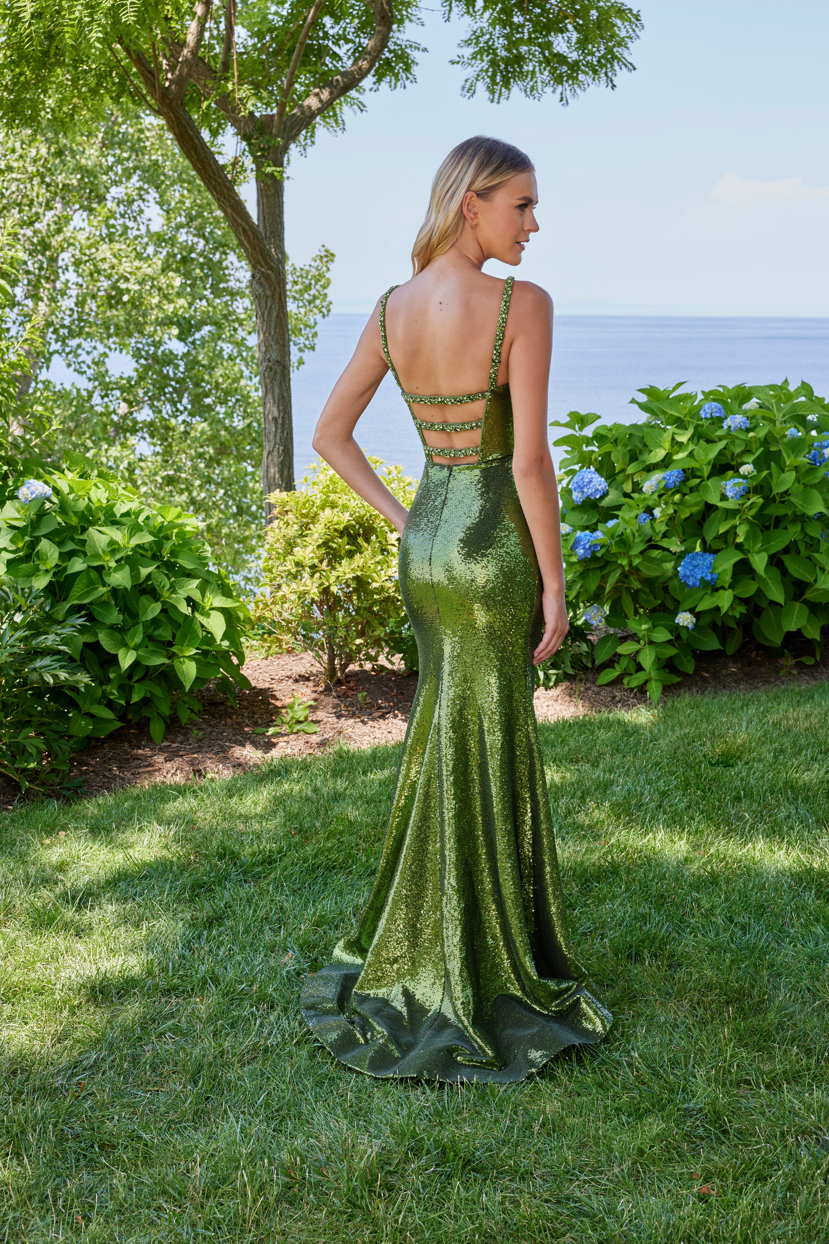 49160 1 Amore Gowns 49160__P1255__Lime_3947